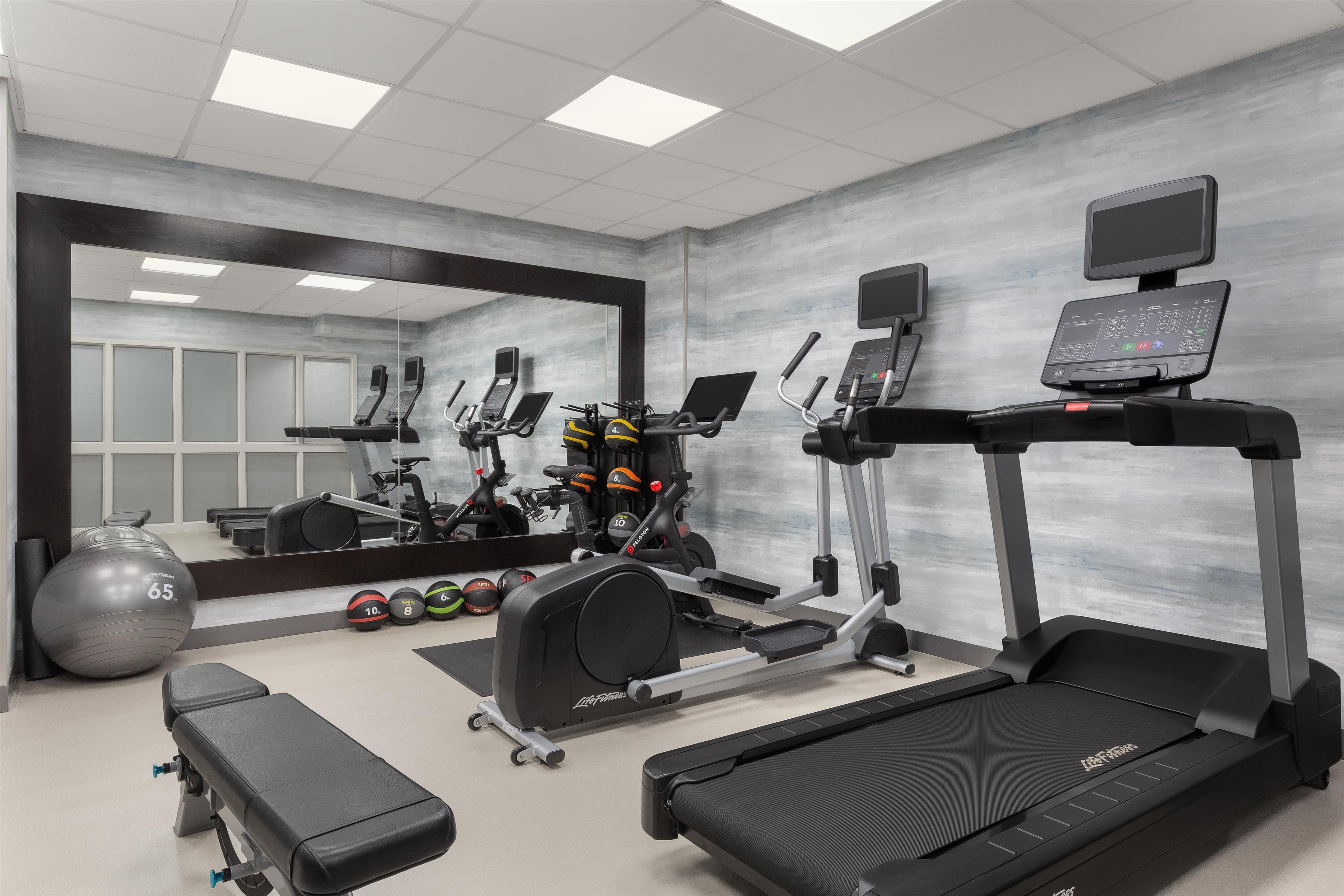 Health club fitness center gym | Homewood Suites by Hilton Burlington - Syscon Road