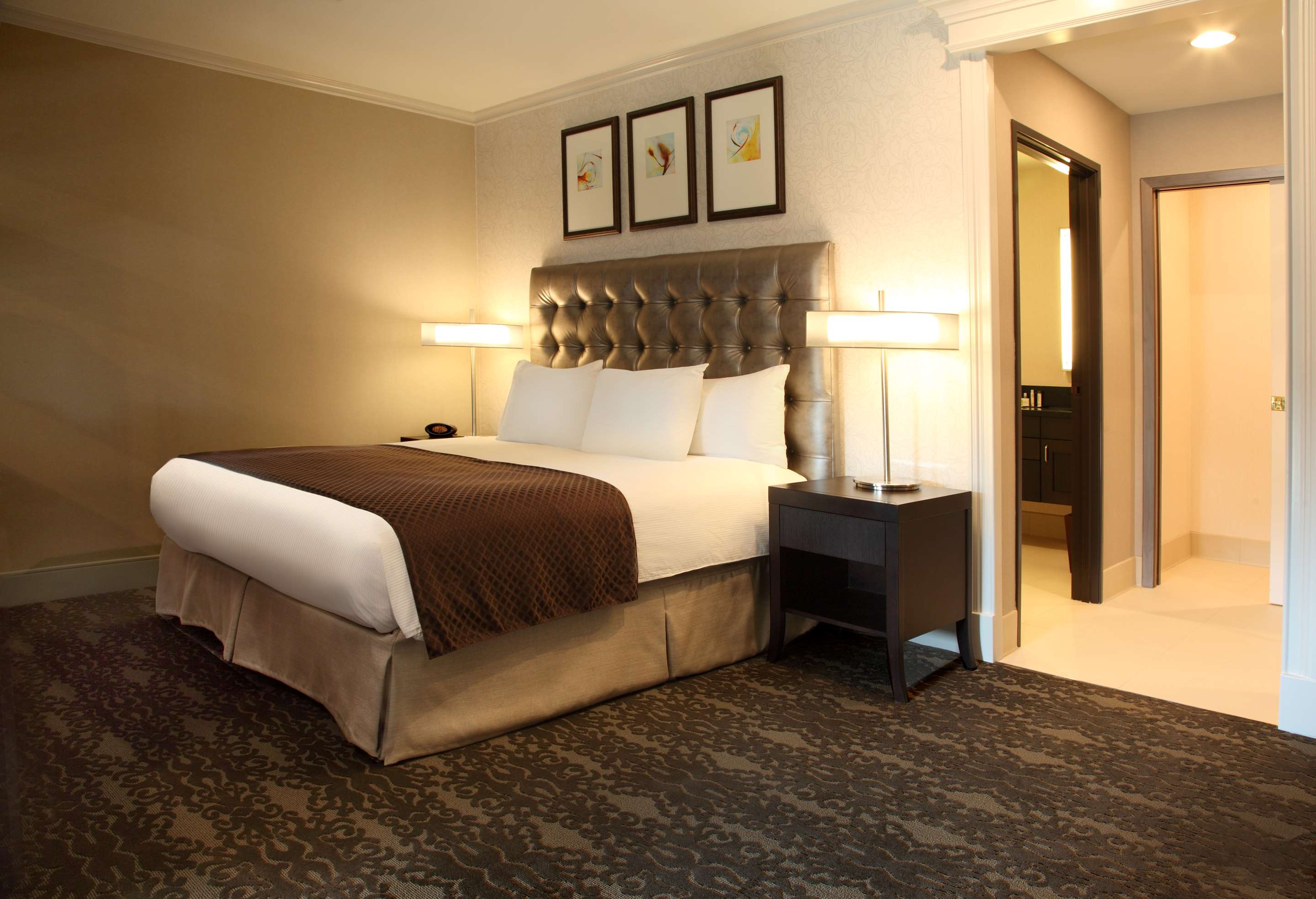 Guest room