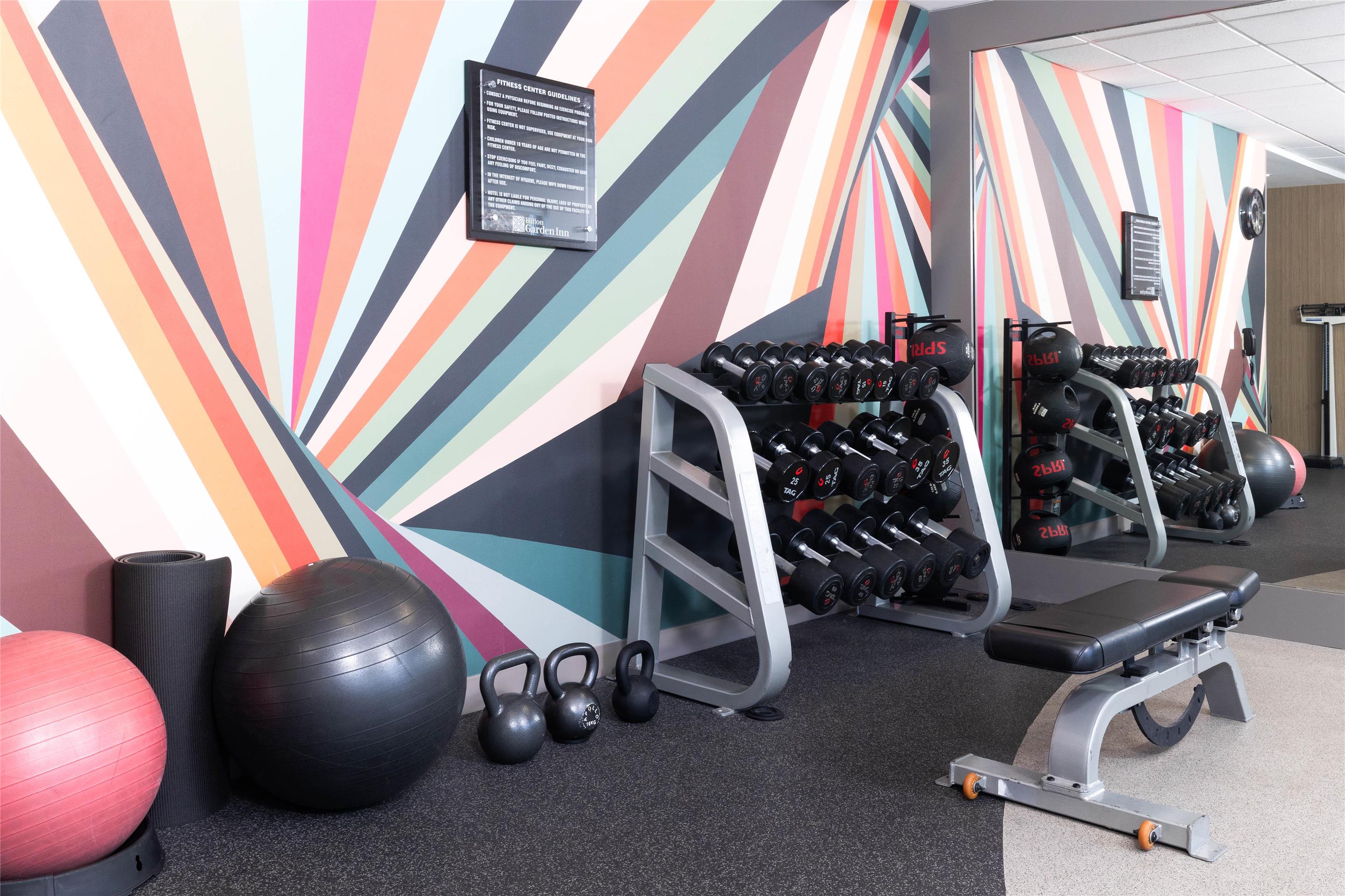 Health club fitness center gym | Hilton Garden Inn Ontario/Rancho Cucamonga