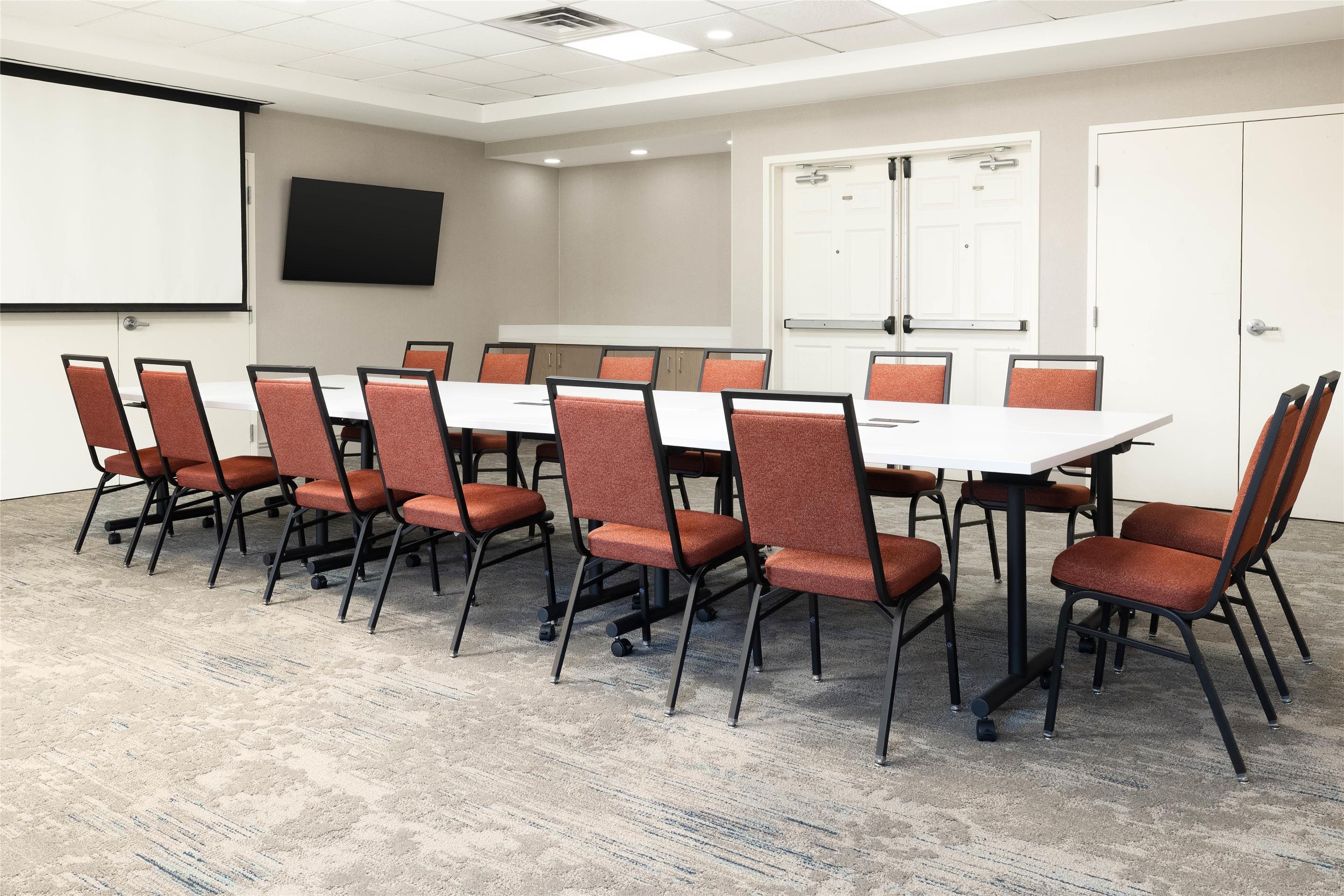 Meeting Room | Hilton Garden Inn Ontario/Rancho Cucamonga