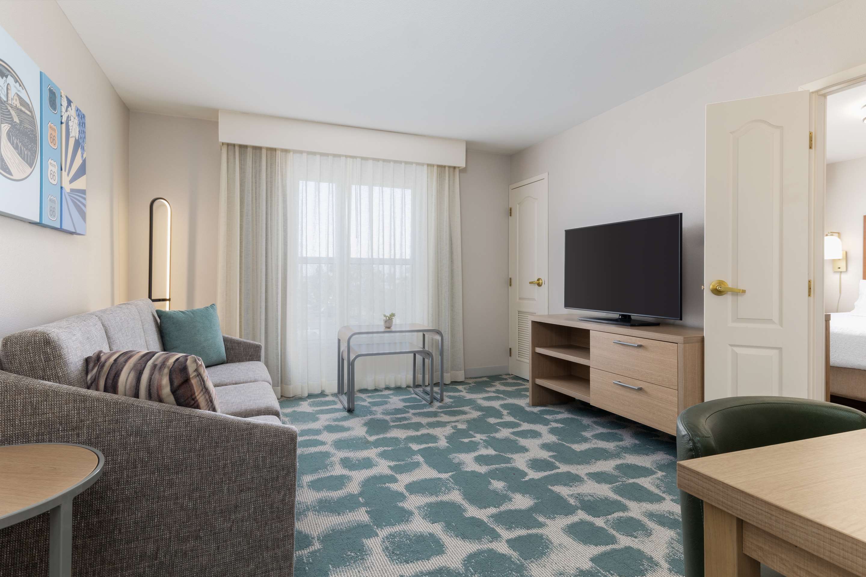 Guest room