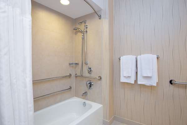  - Hilton Hotel Rosemont - I-190, Exit 1