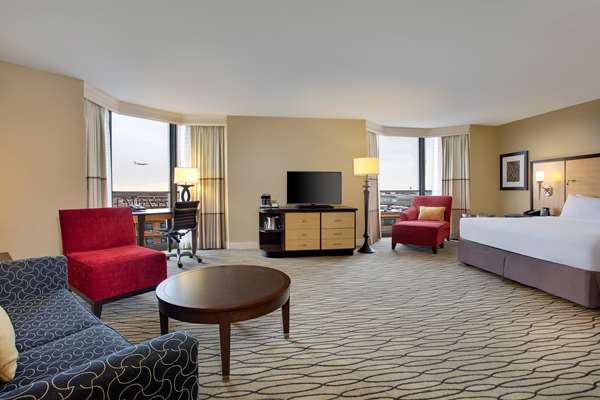 - Hilton Hotel Rosemont - I-190, Exit 1