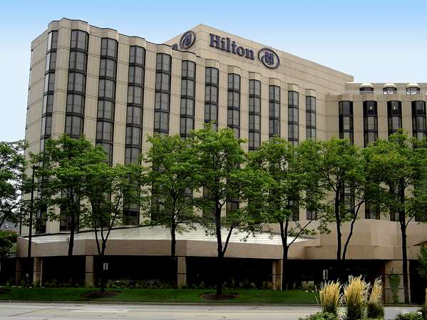 Exterior view - Hilton Hotel Rosemont - I-190, Exit 1