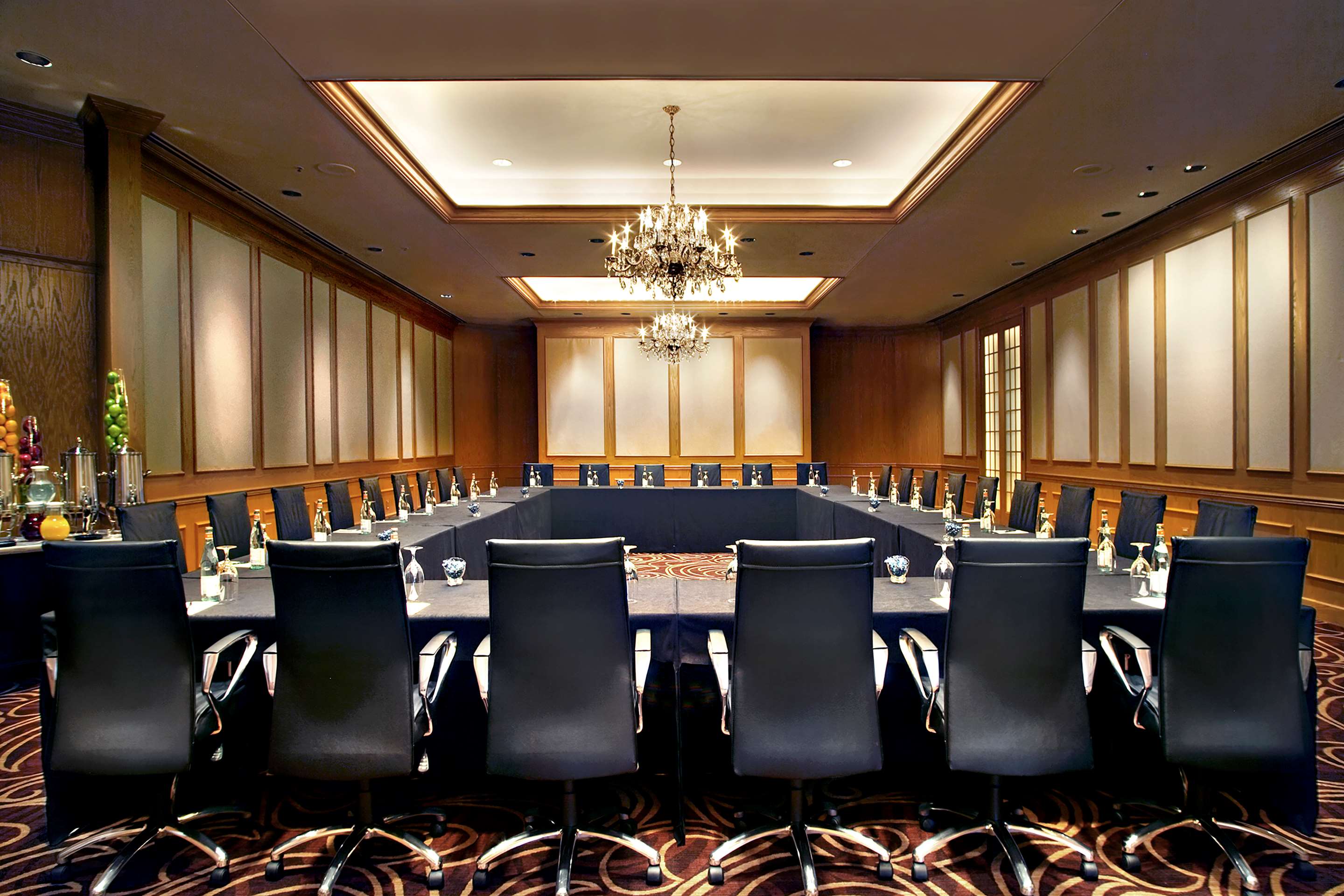 Meeting Room | Hilton Rosemont/Chicago O'Hare
