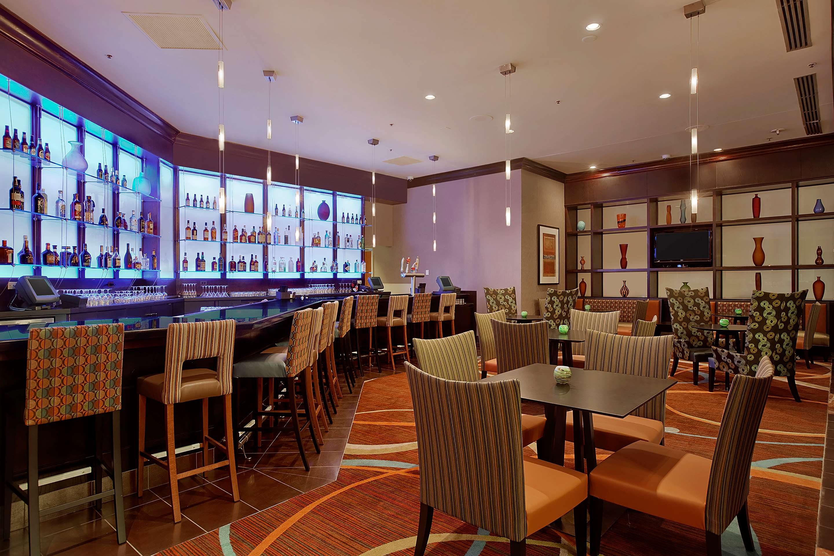 BarLounge | Hilton Rosemont/Chicago O'Hare