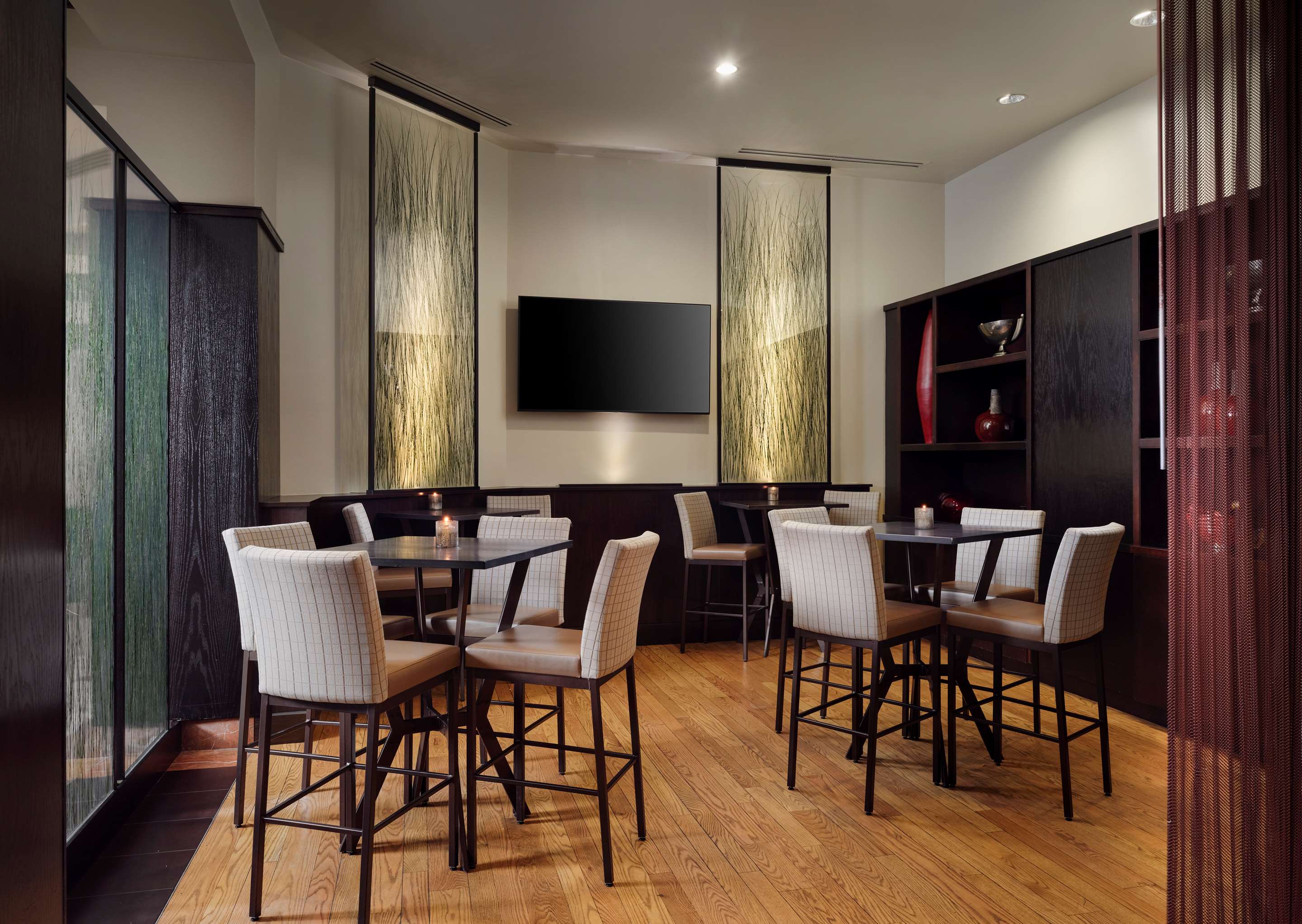 BarLounge | Hilton Rosemont/Chicago O'Hare