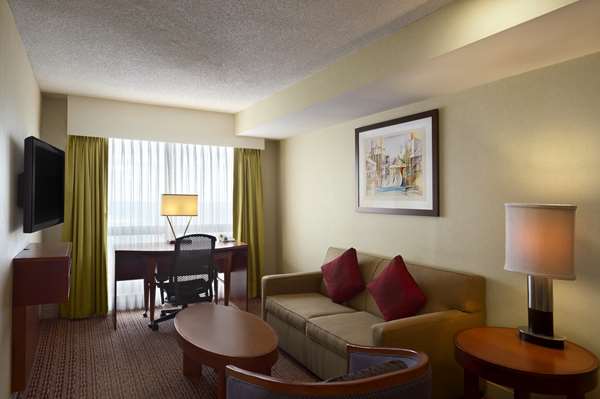  - Hilton Suites Chicago