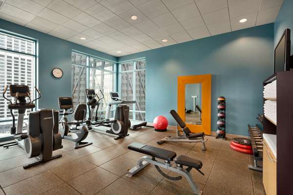 Fitness/ Exercise Room - Hilton Suites Chicago