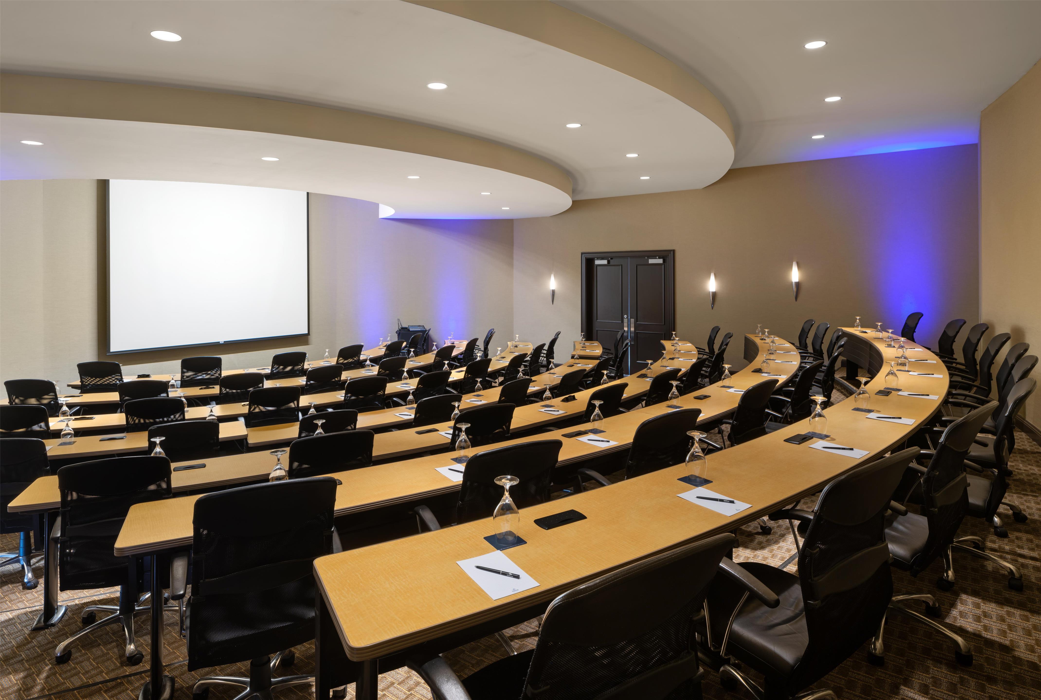 Meeting Room | Hilton Orrington / Evanston