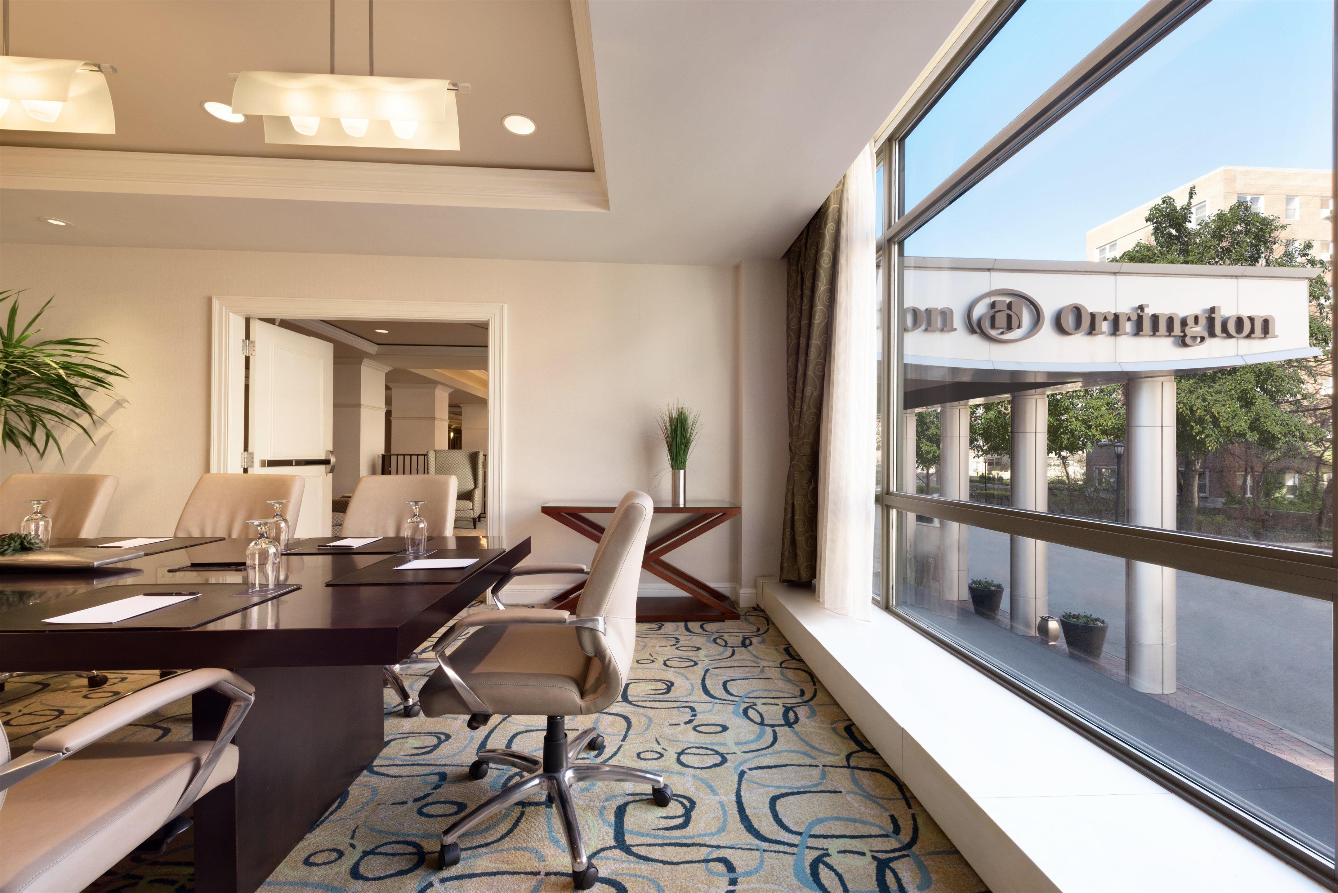 Meeting Room | Hilton Orrington / Evanston