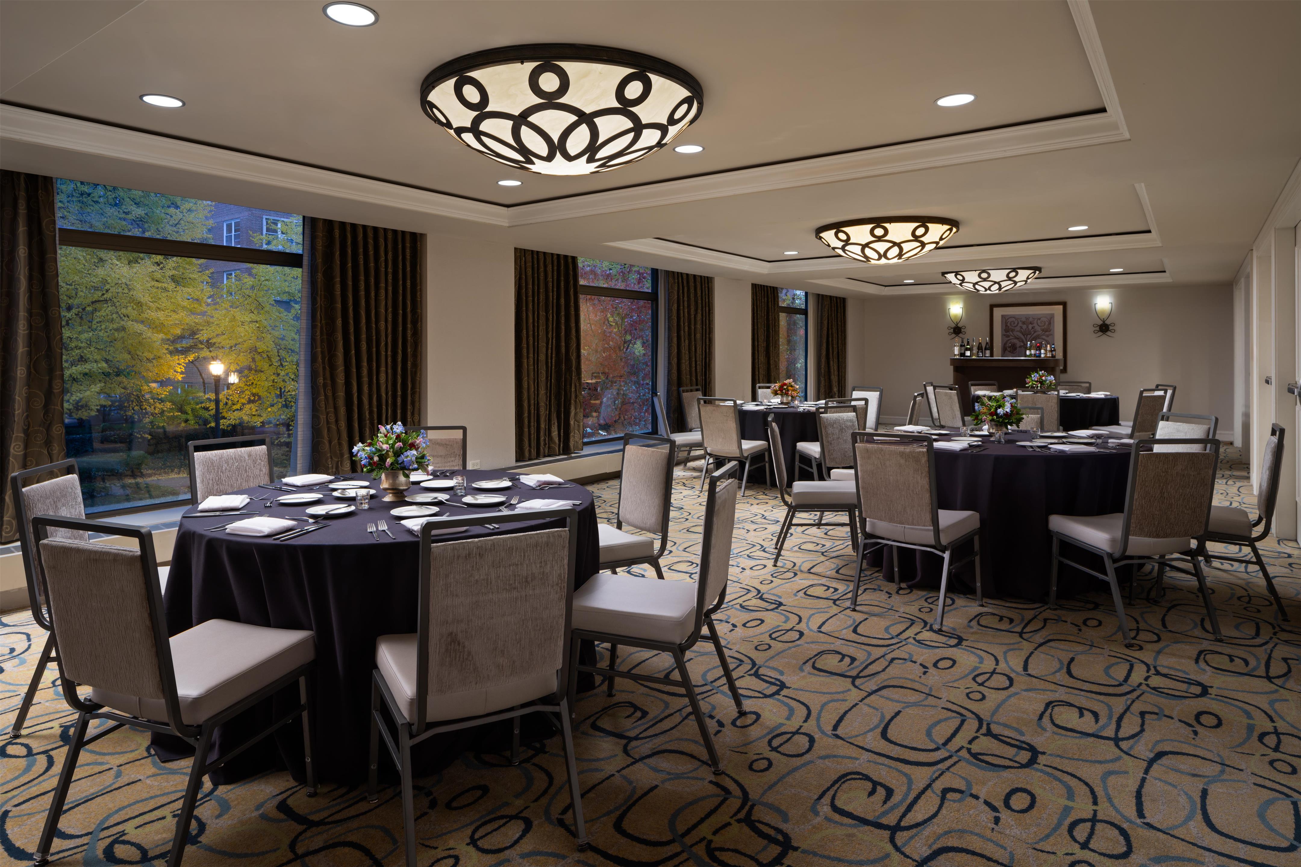 Meeting Room | Hilton Orrington / Evanston