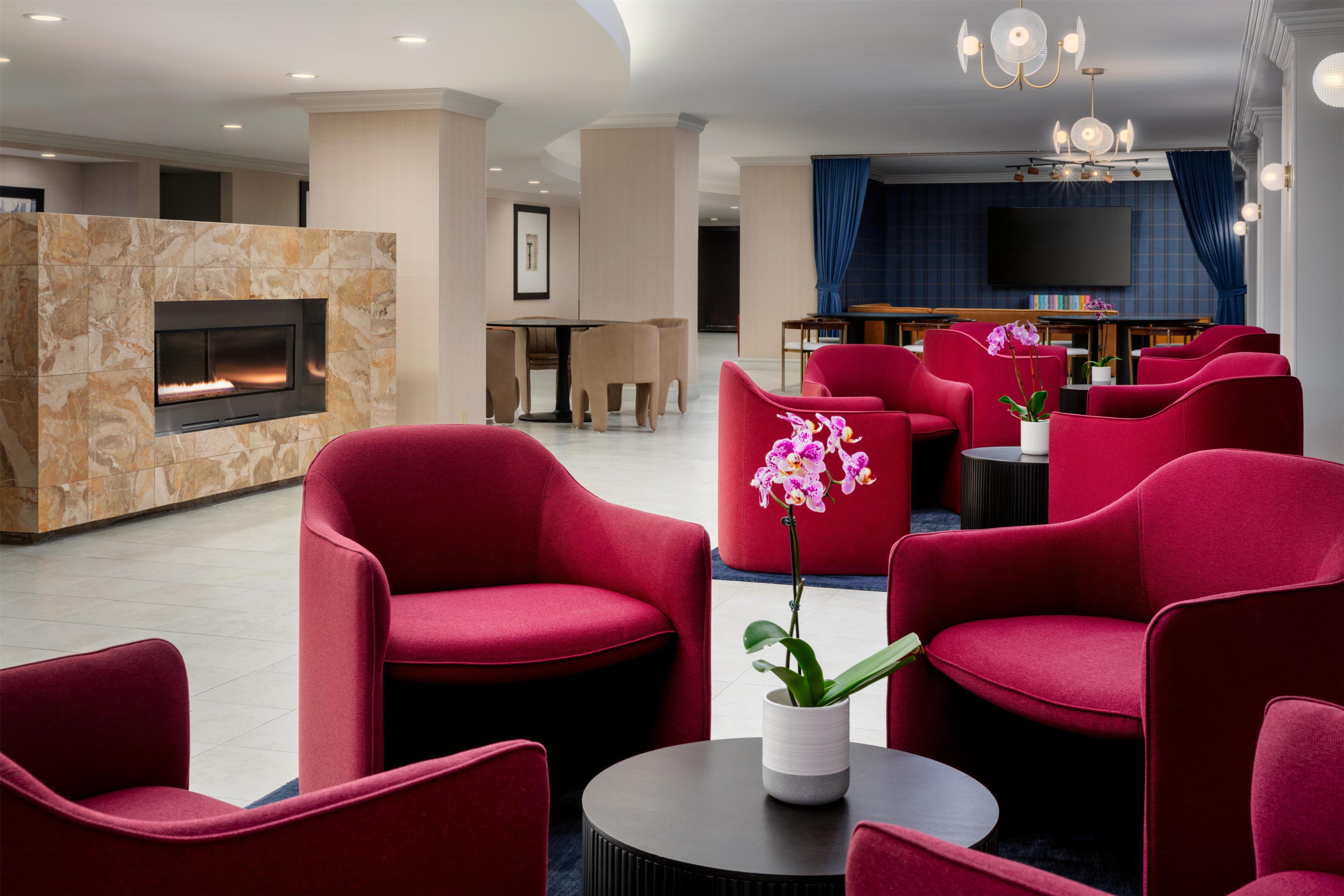Reception | Hilton Orrington / Evanston