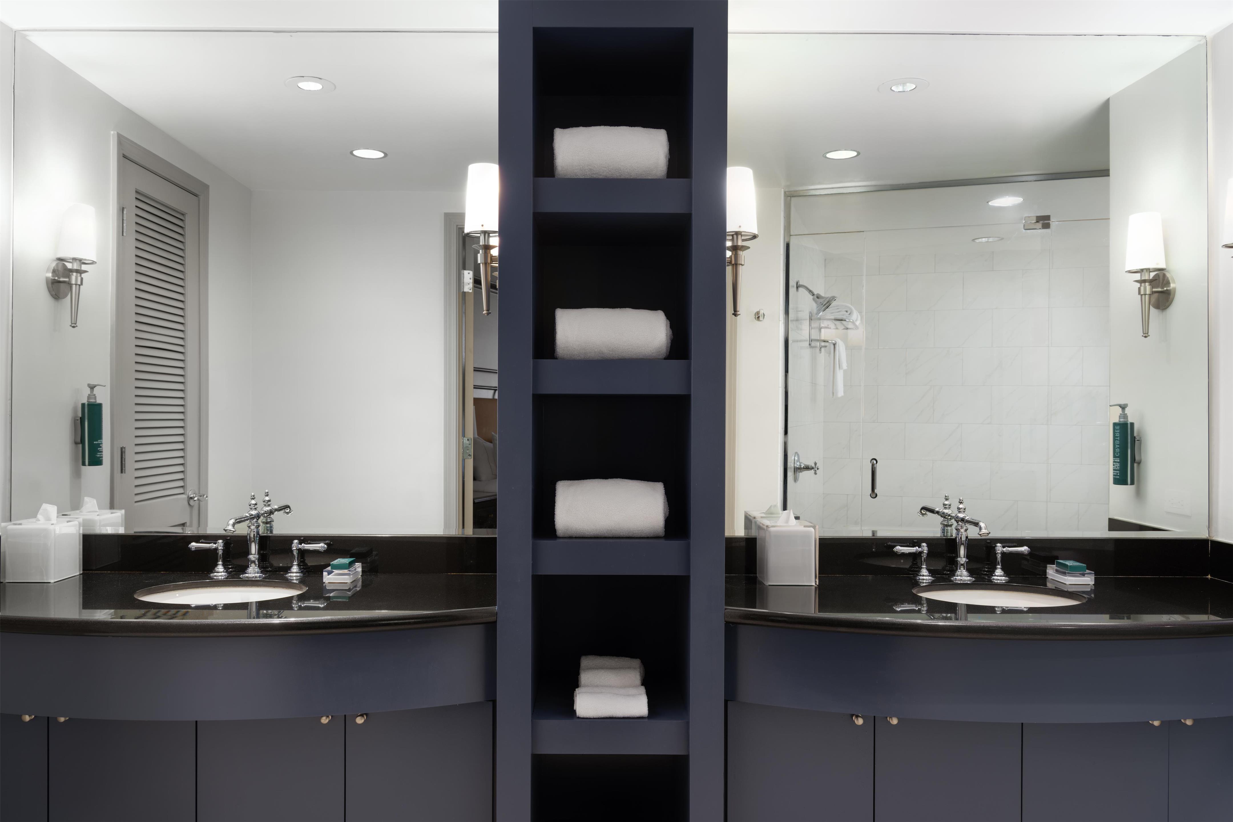 Guest room bath