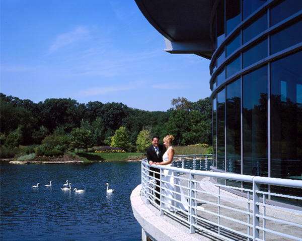 Exterior view - DoubleTree Suites by Hilton Downers Grove - I-355, Exit 22