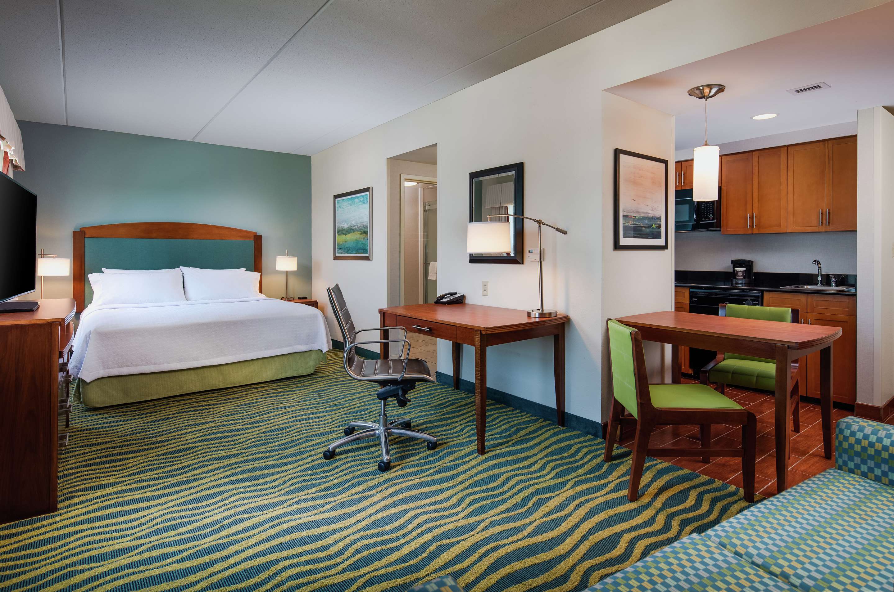 Guest room