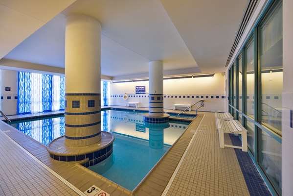 Pool - Hampton Inn Virginia Beach