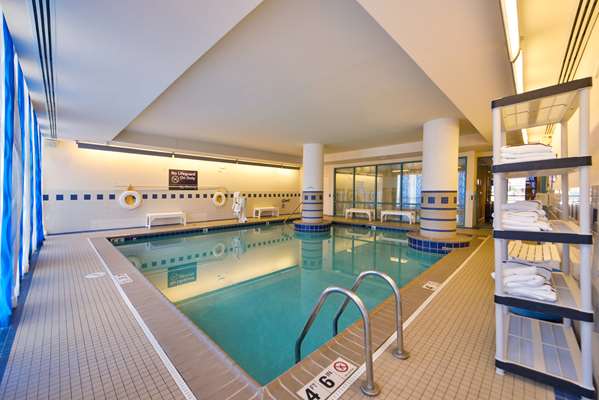 Pool - Hampton Inn Virginia Beach