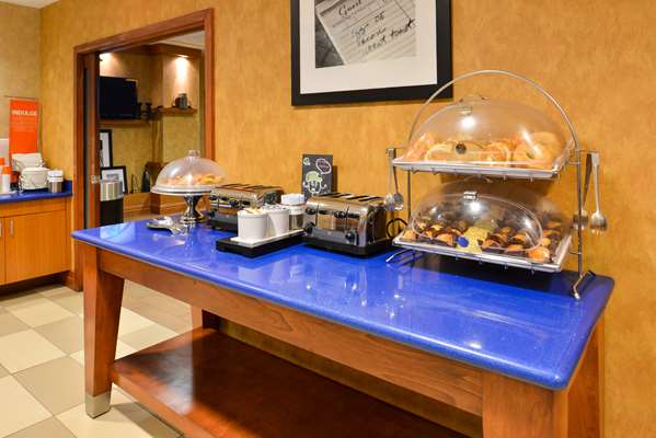 Restaurant - Hampton Inn Virginia Beach