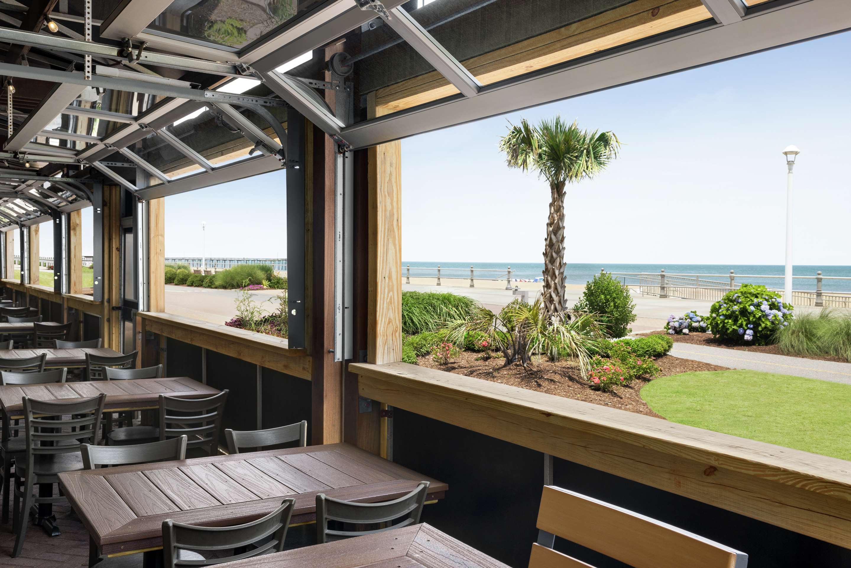 Restaurant | Hampton Inn Virginia Beach-Oceanfront South