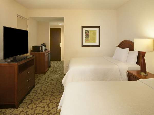  - Hilton Garden Inn Town Center Virginia Beach - I-264, Exit 17