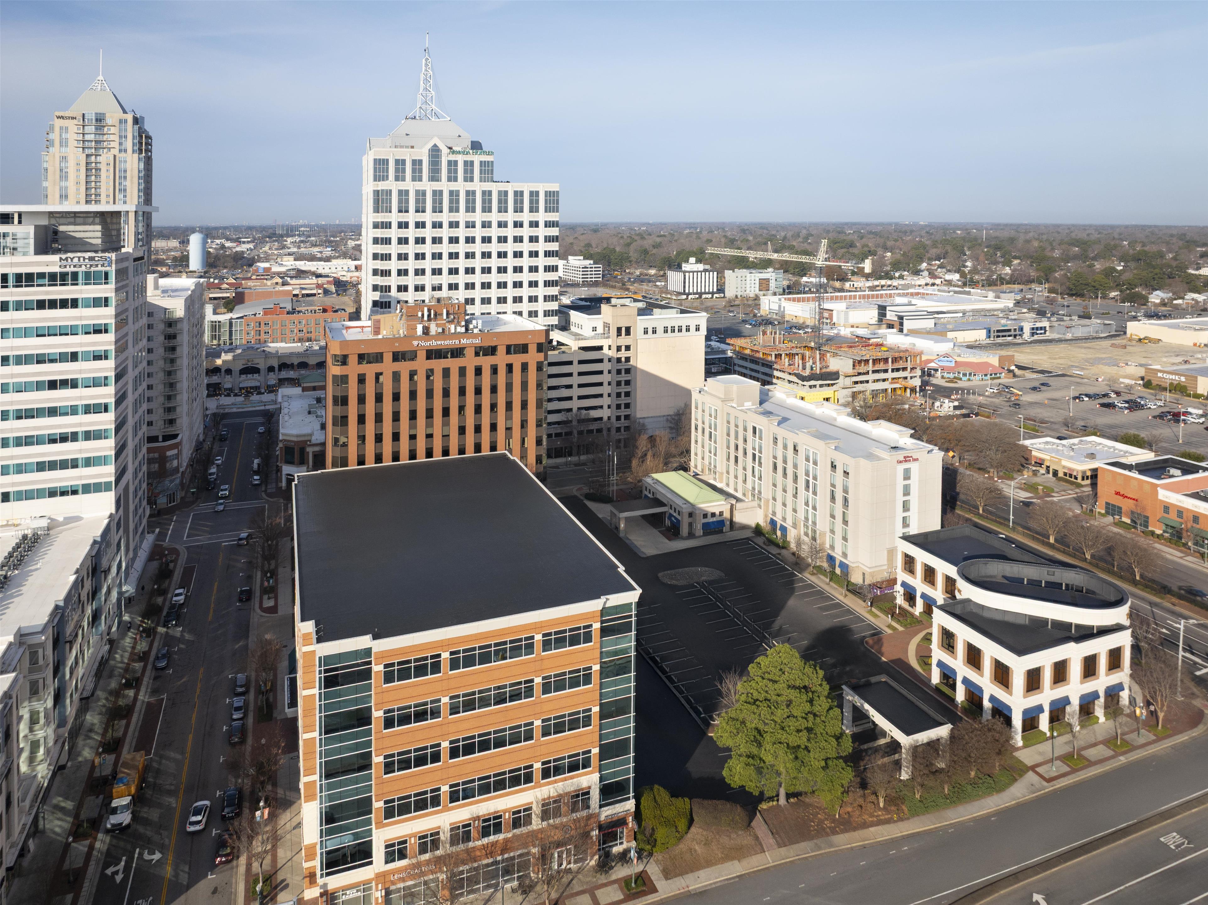 Exterior | Hilton Garden Inn Virginia Beach Town Center