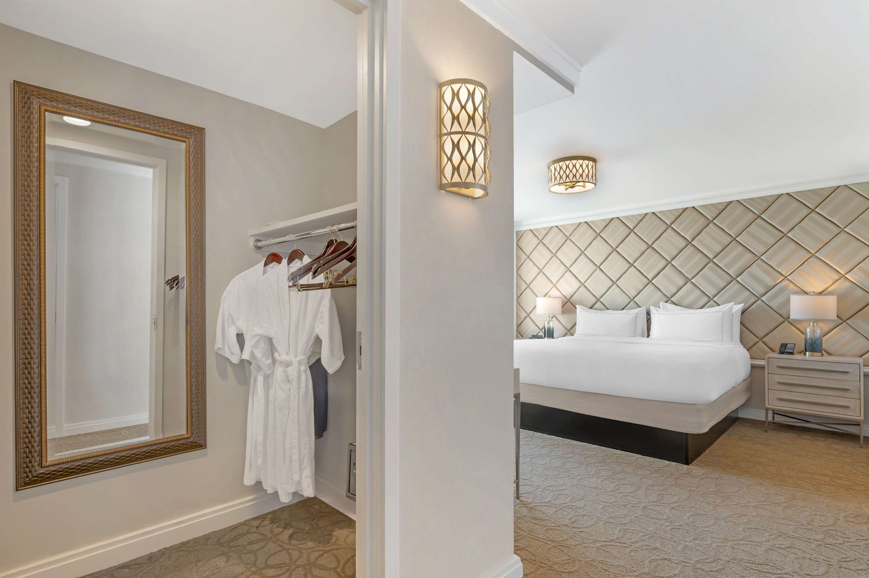 Guest room