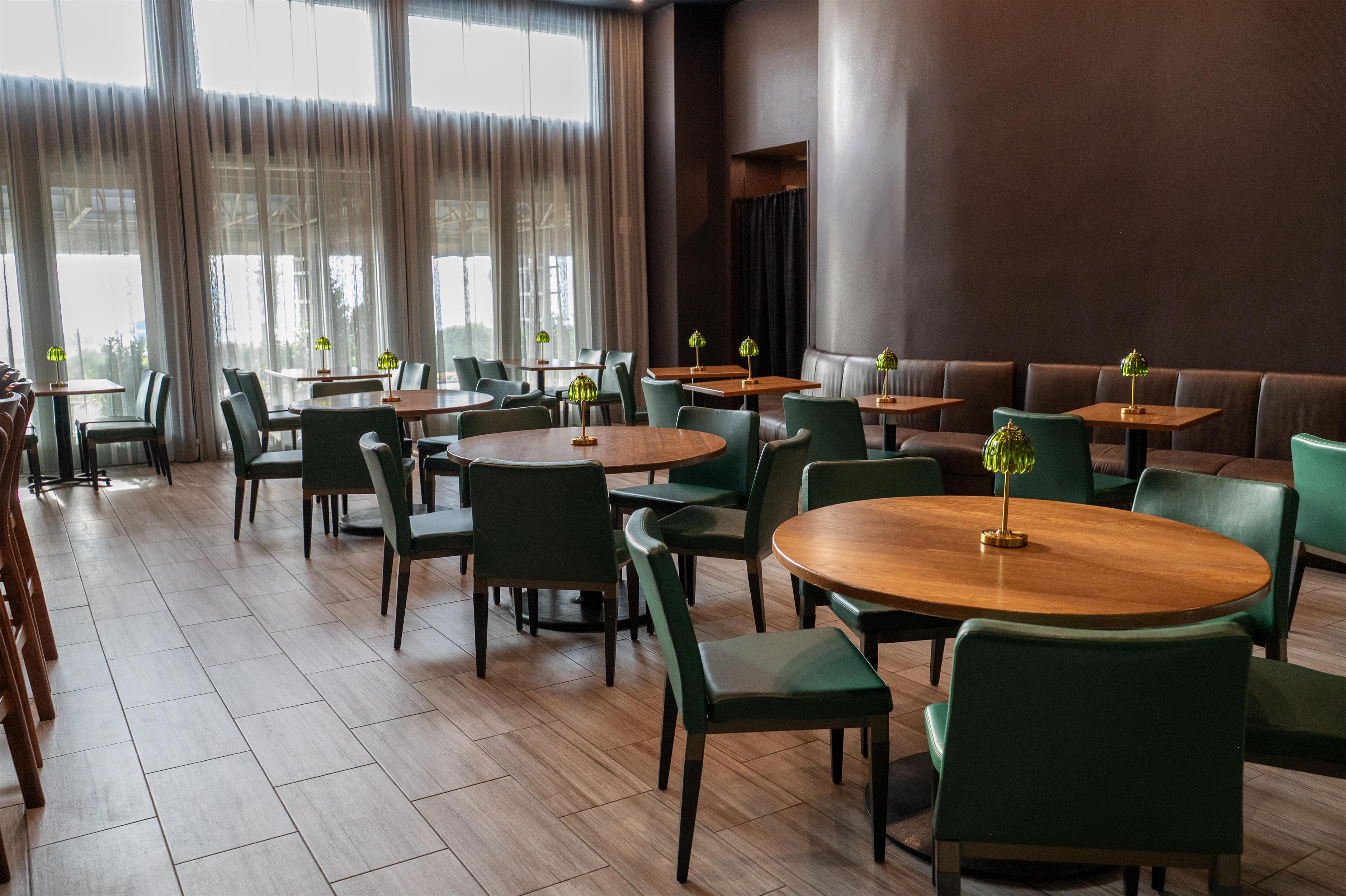 Restaurant | Marriott Virginia Beach Oceanfront