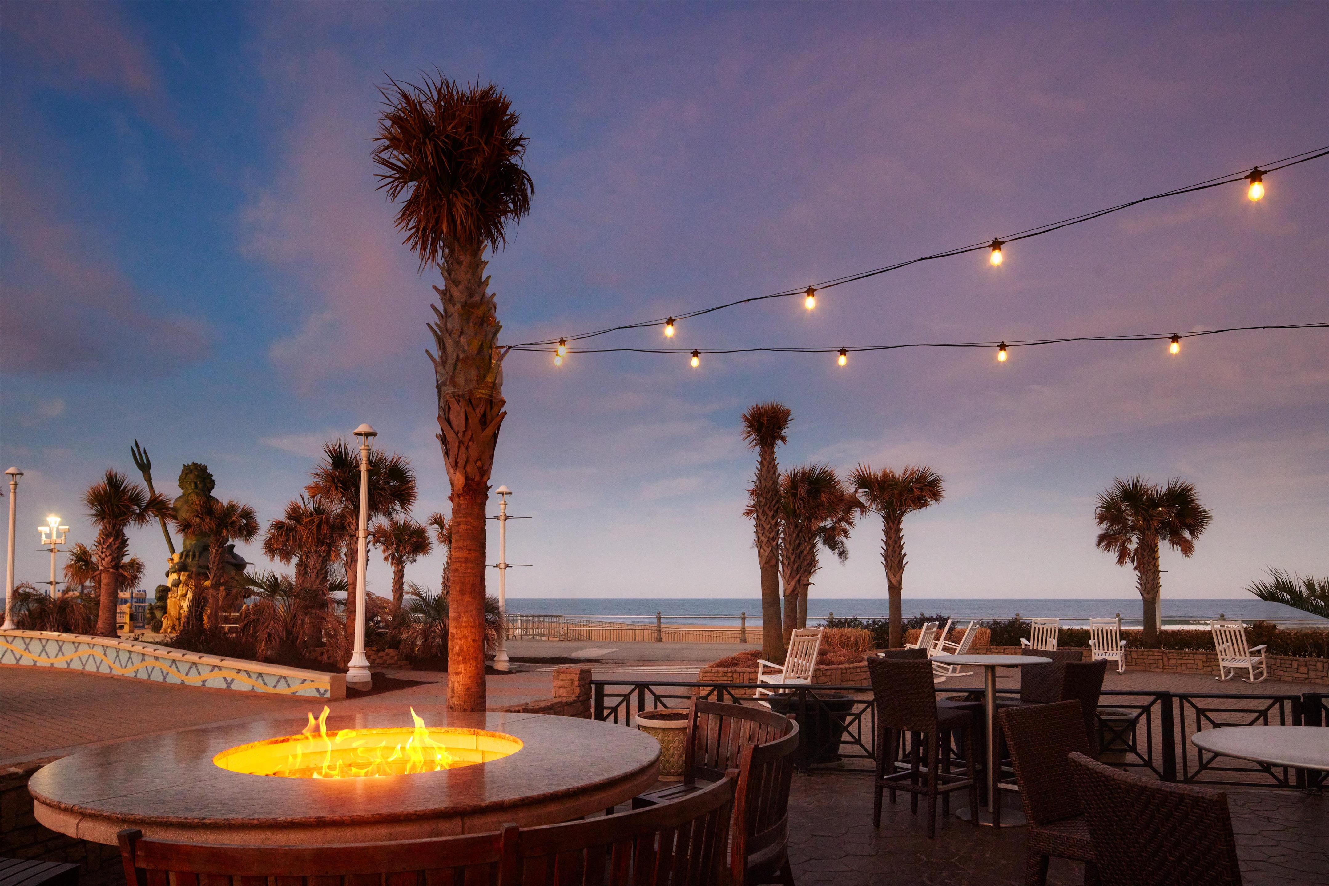 Exterior | Hilton Virginia Beach Oceanfront