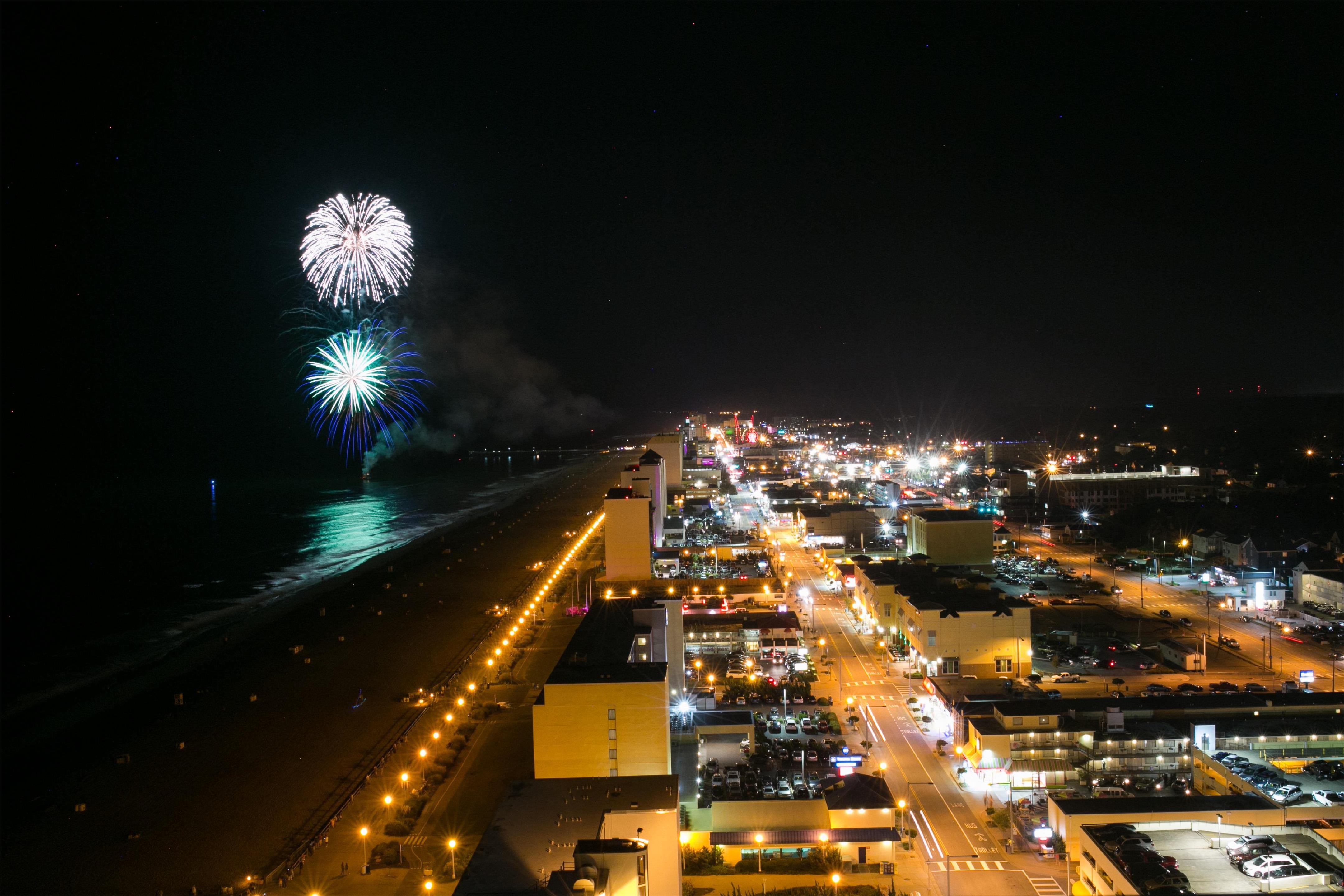 BarLounge | Hilton Virginia Beach Oceanfront