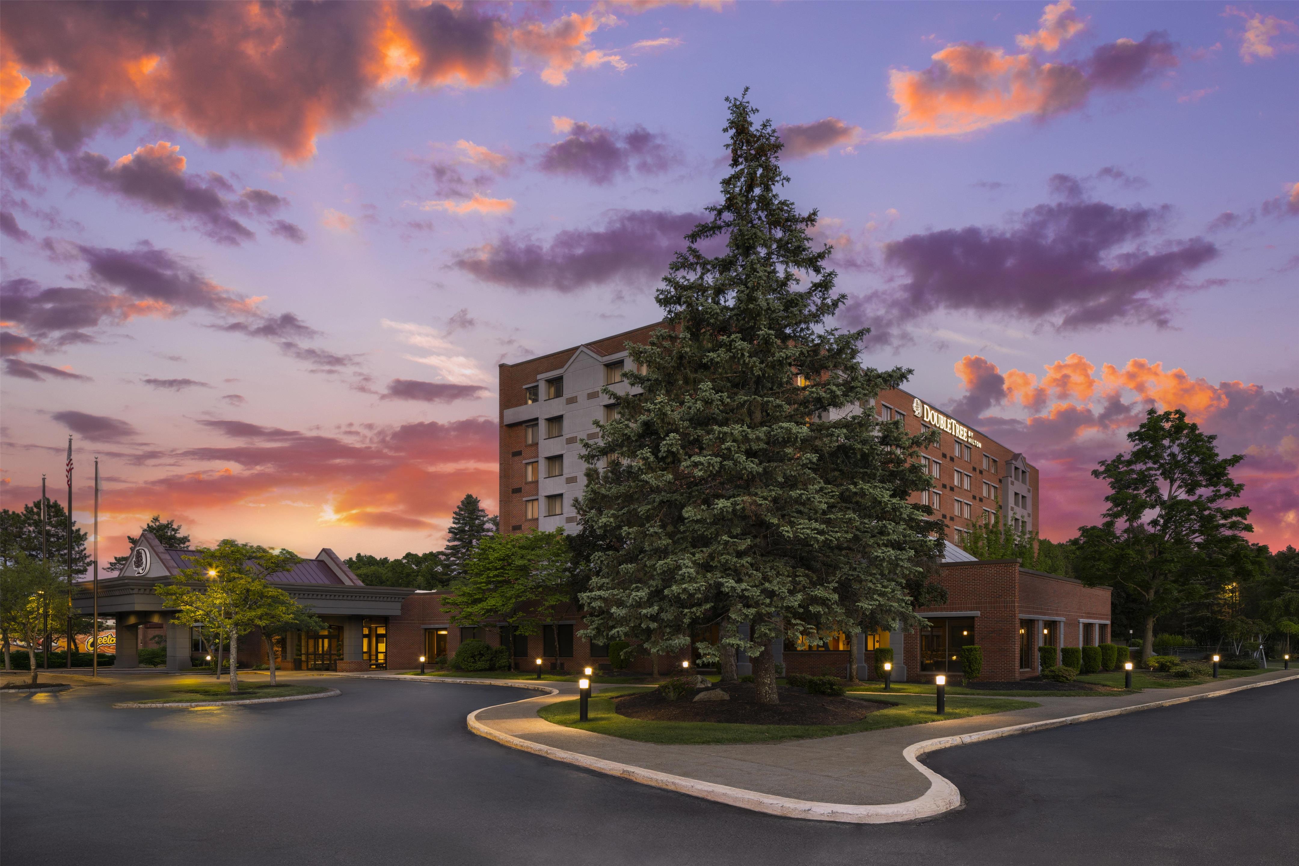 Exterior | Doubletree by Hilton Hotel Leominster