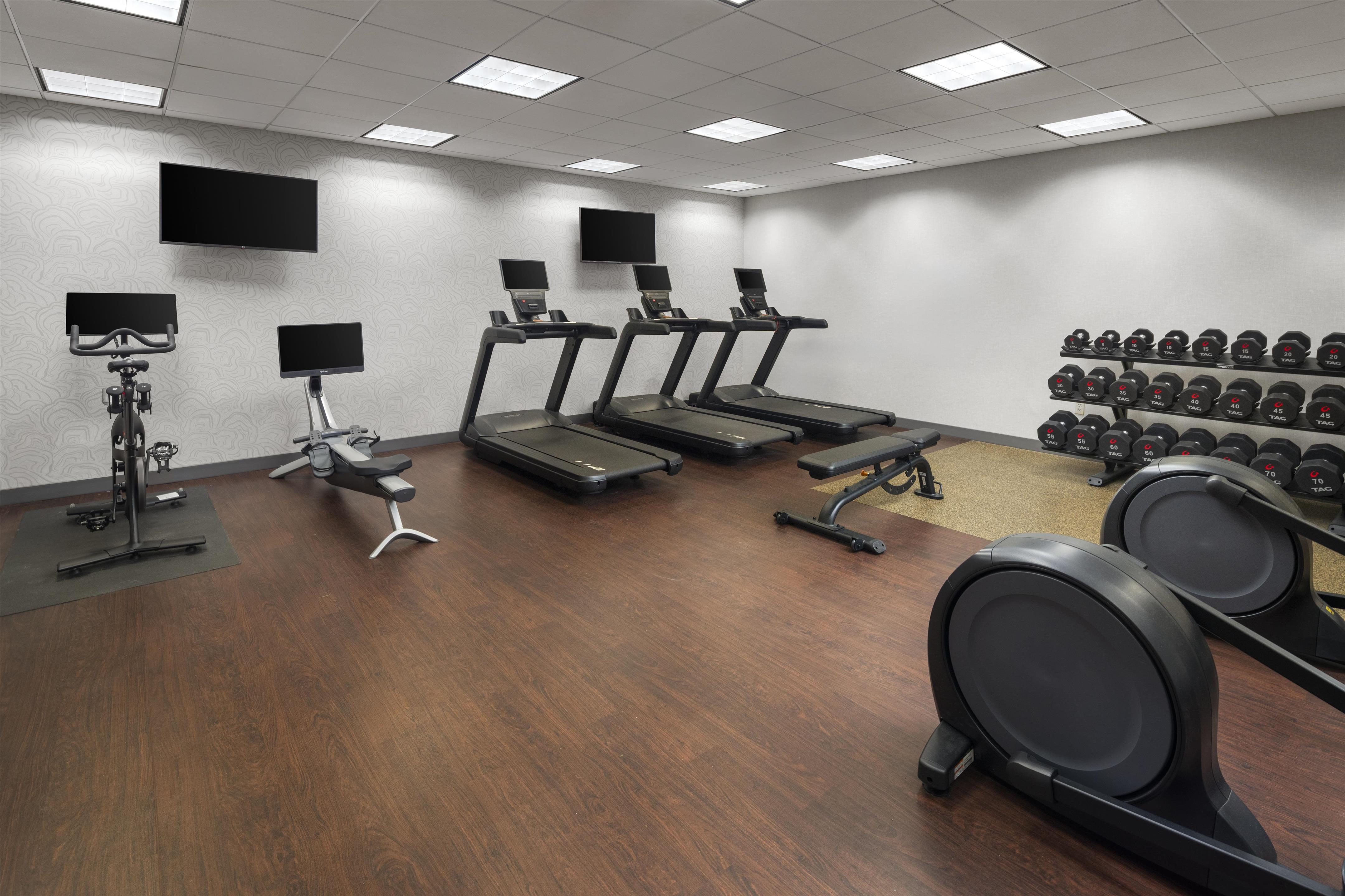 Health club fitness center gym | Doubletree by Hilton Hotel Leominster