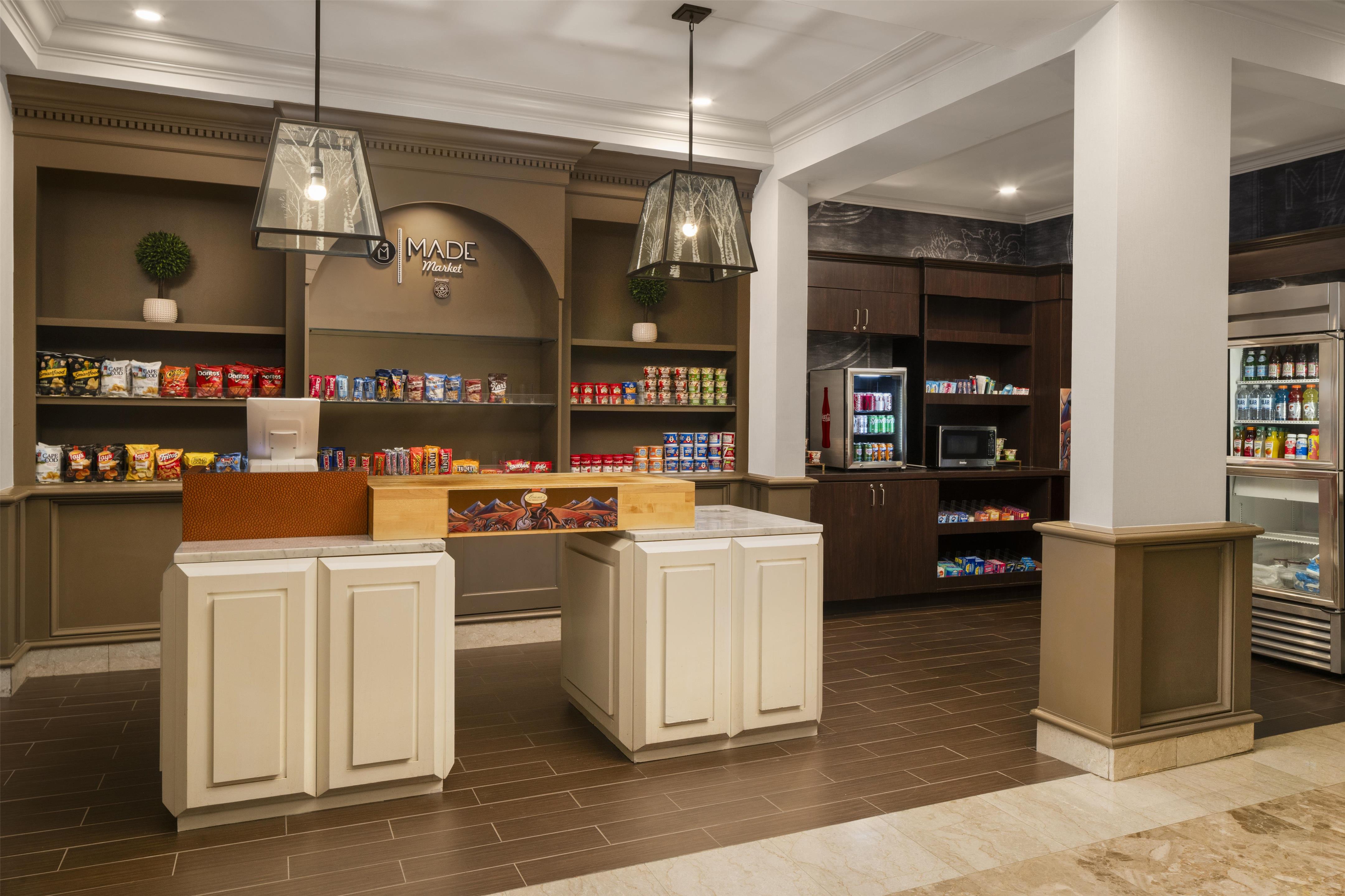 Restaurant | Doubletree by Hilton Hotel Leominster