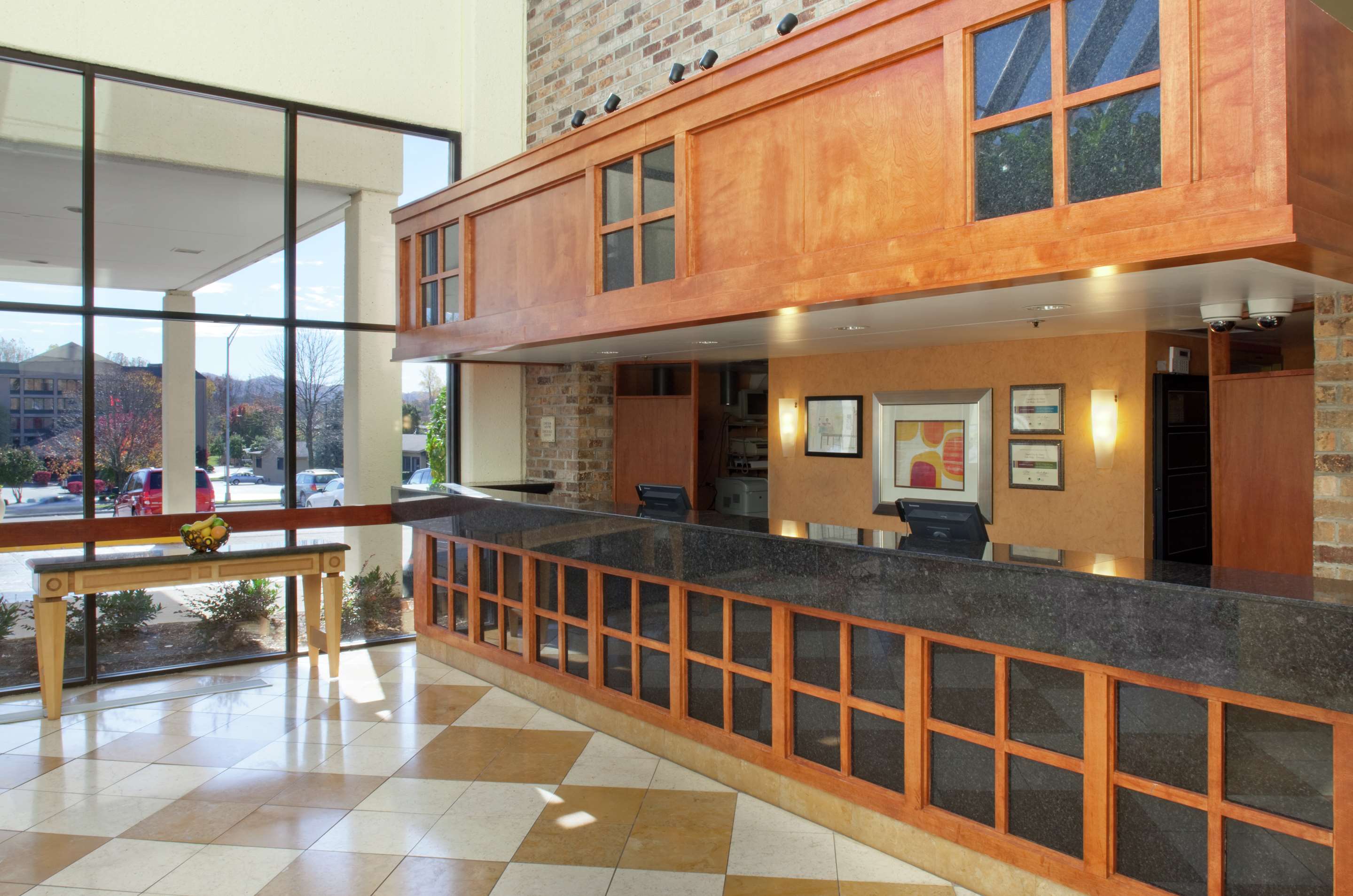 Reception | DoubleTree by Hilton Hotel Oak Ridge - Knoxville