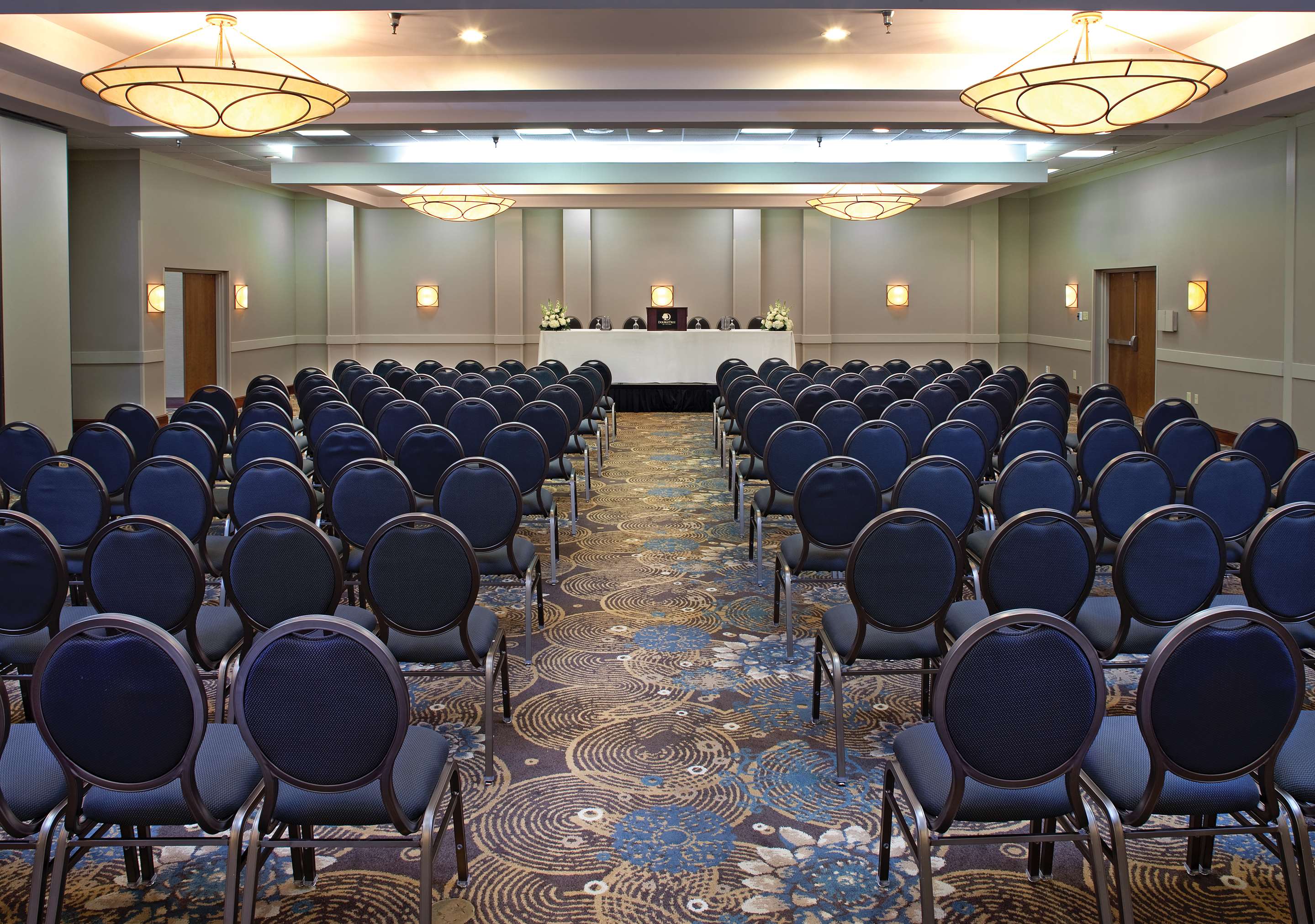 Meeting Room | DoubleTree by Hilton Hotel Oak Ridge - Knoxville
