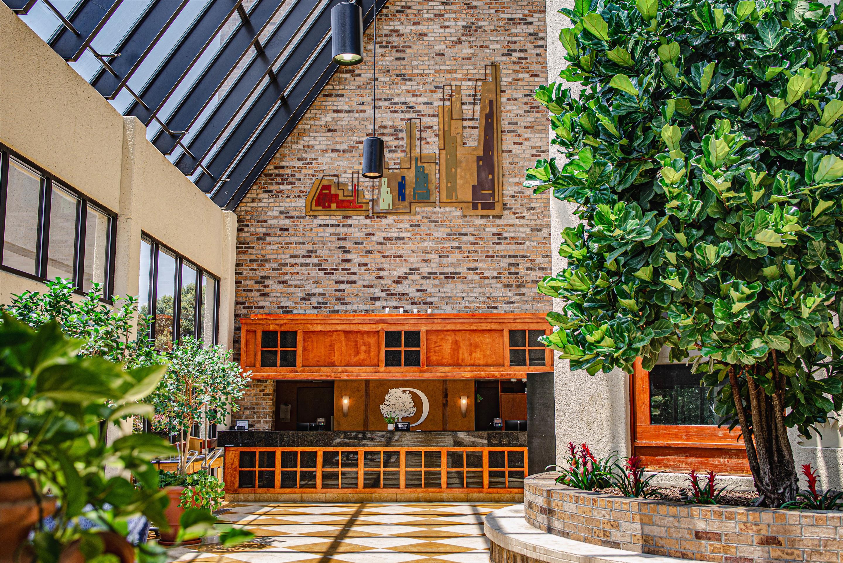 Lobby | DoubleTree by Hilton Hotel Oak Ridge - Knoxville