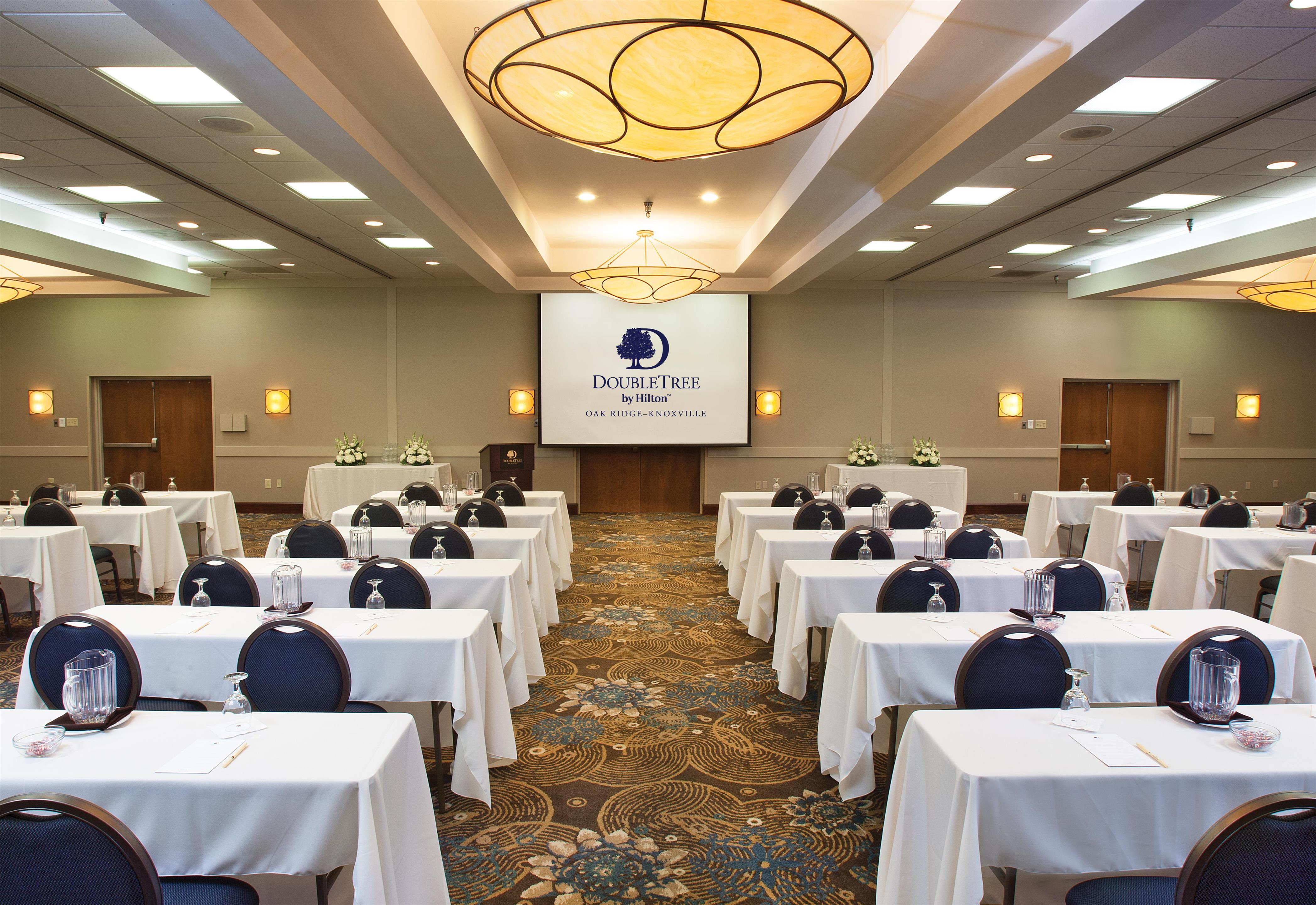Meeting Room | DoubleTree by Hilton Hotel Oak Ridge - Knoxville