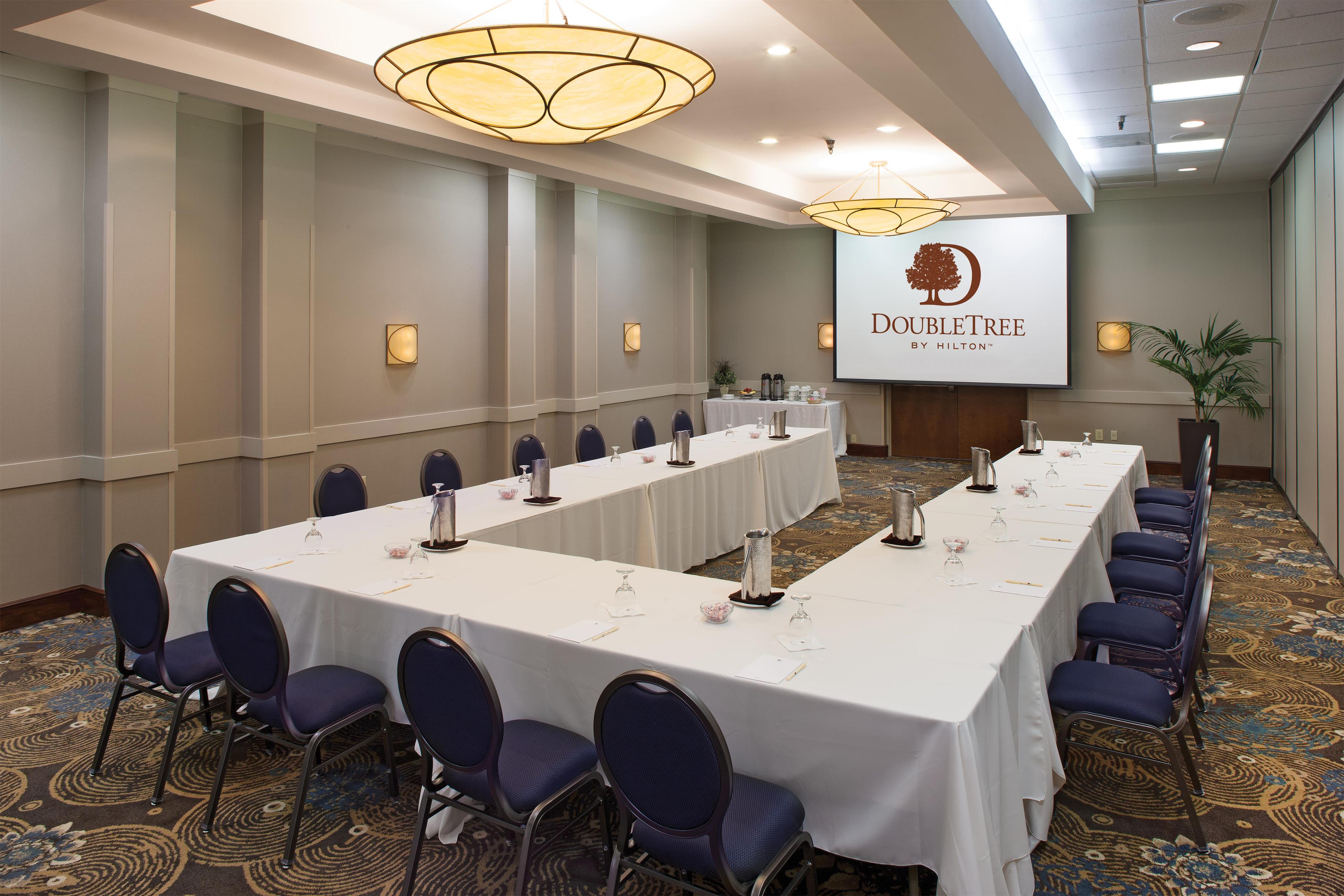 Meeting Room | DoubleTree by Hilton Hotel Oak Ridge - Knoxville