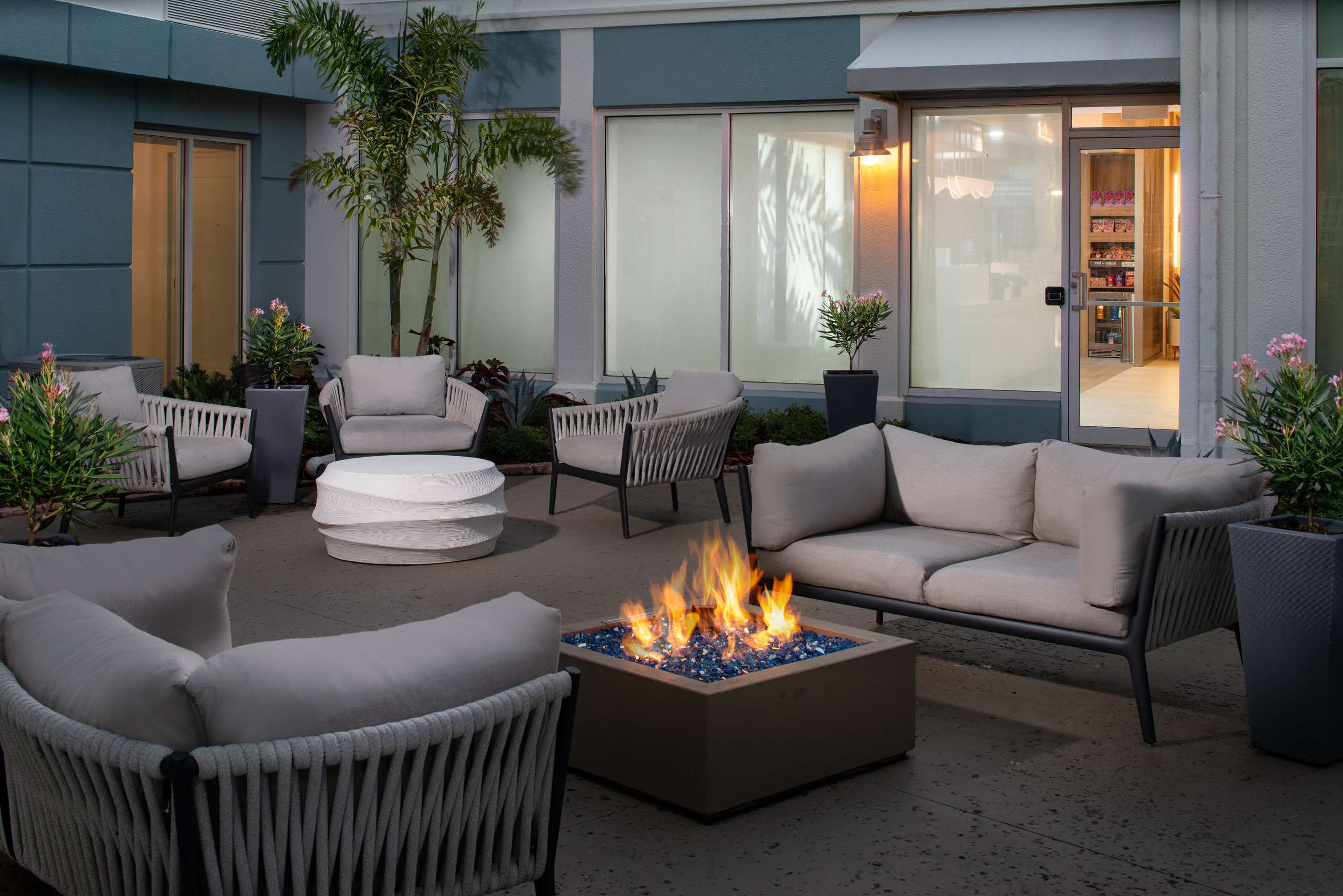 Exterior | Hilton Garden Inn Orlando Airport