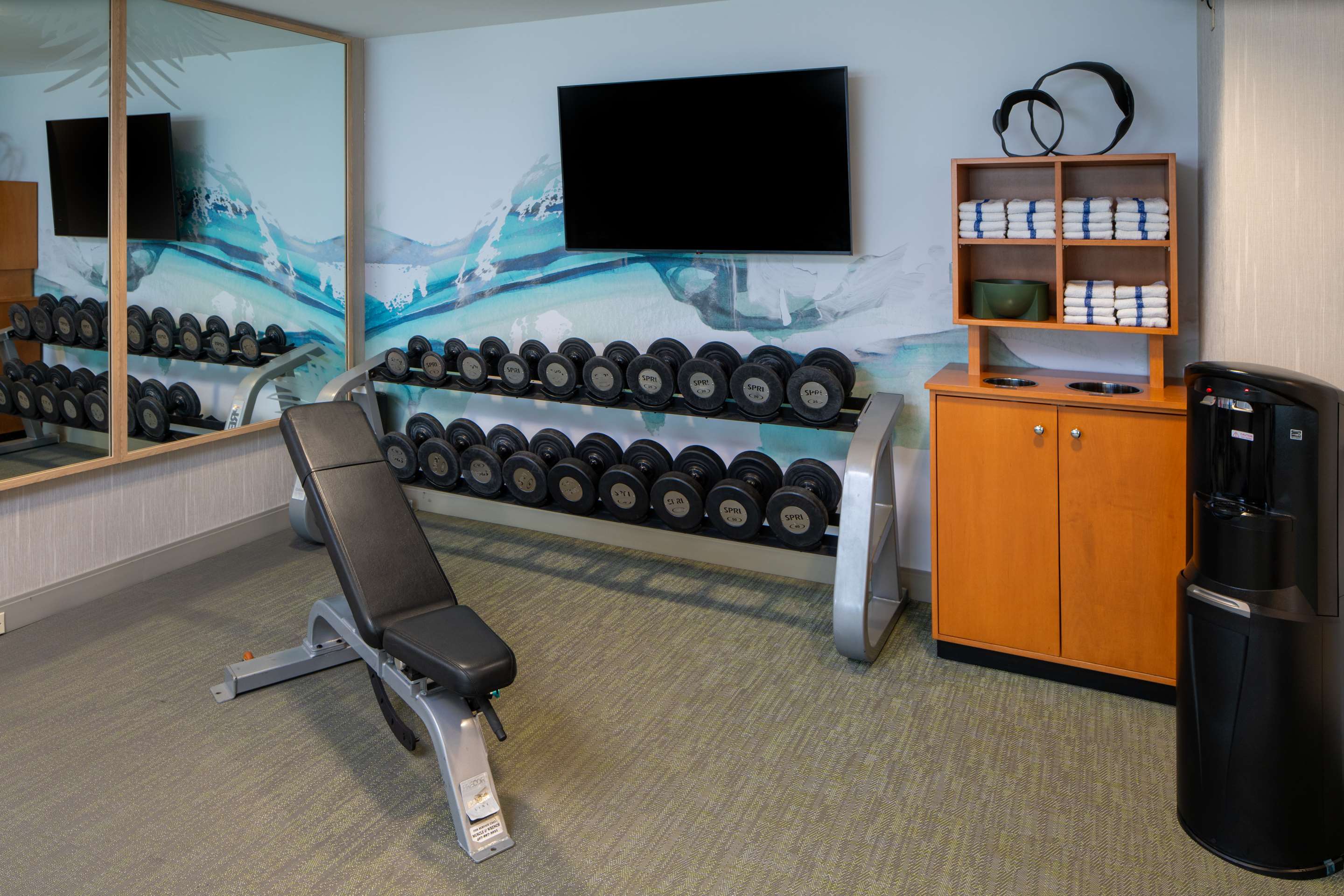 Health club fitness center gym | Hilton Garden Inn Orlando Airport