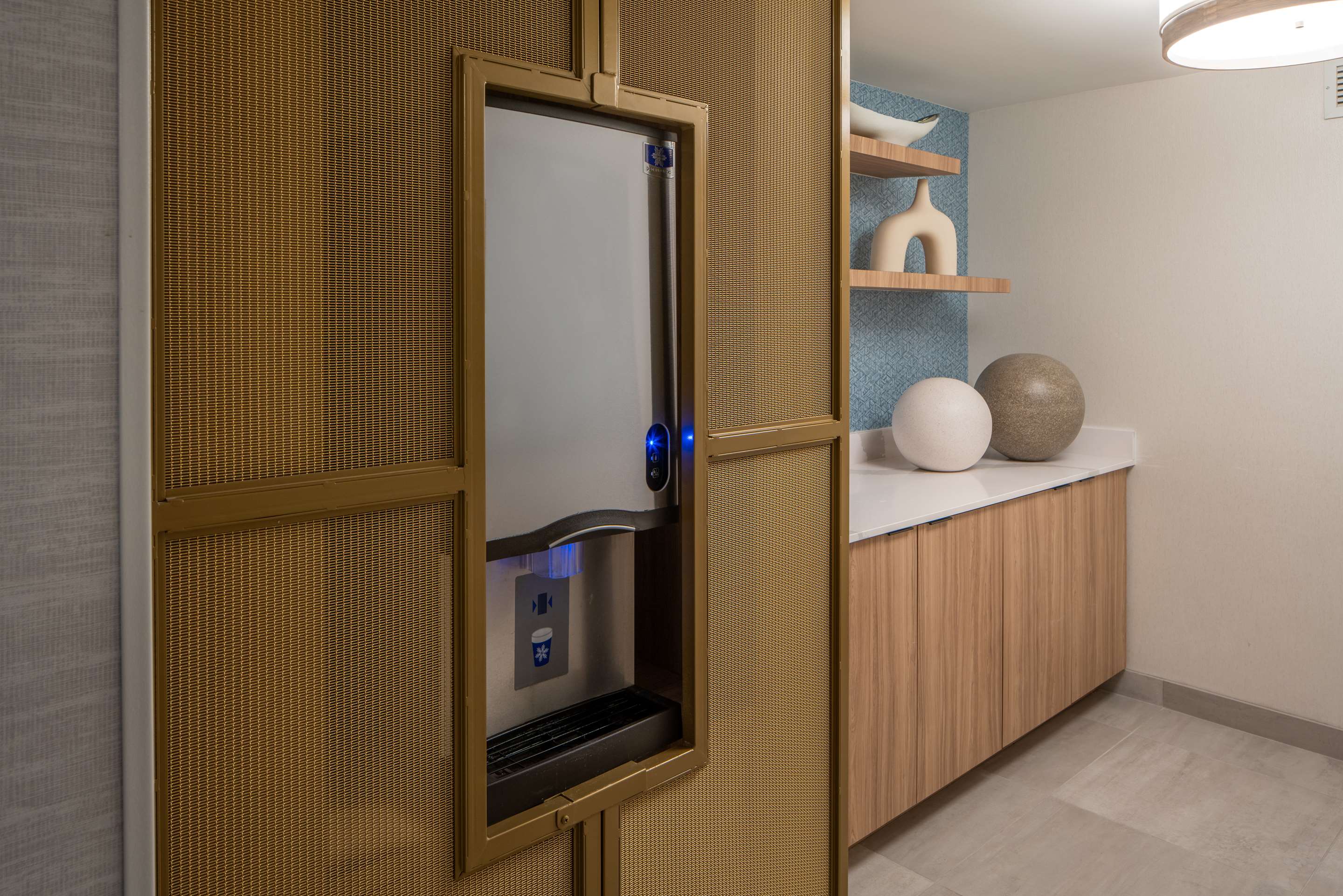 Restaurant | Hilton Garden Inn Orlando Airport