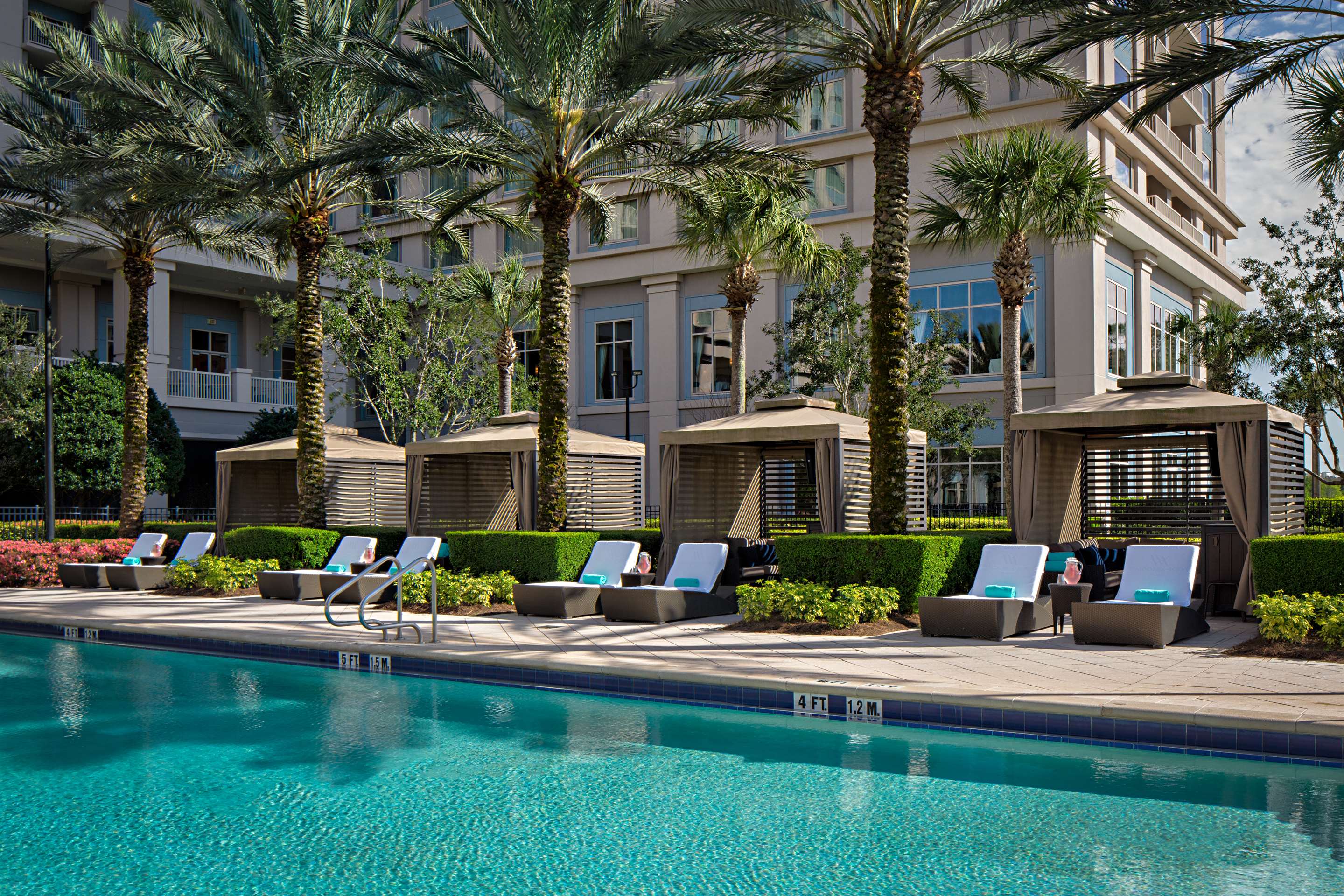 Pool | Waldorf Astoria Orlando