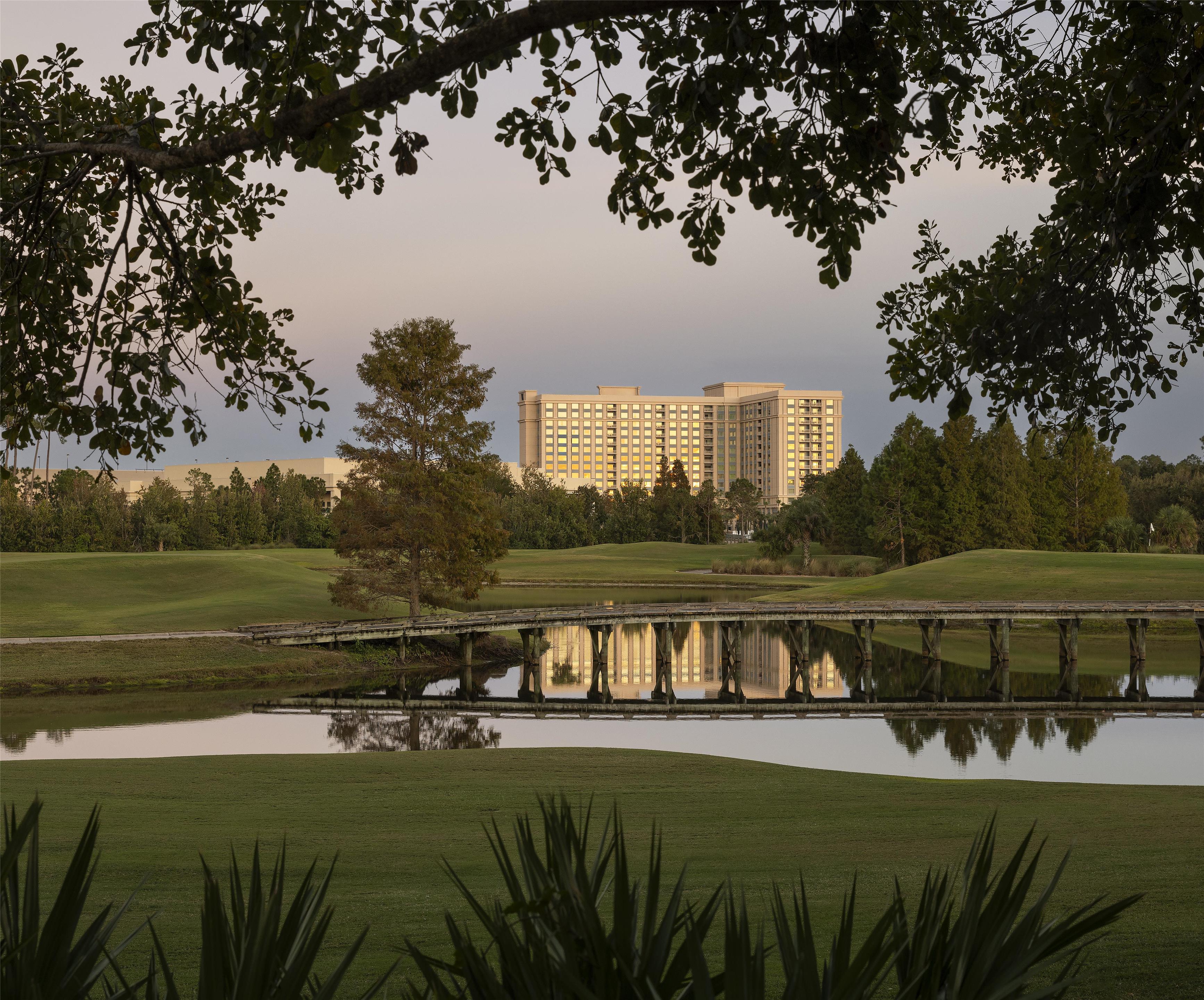 Exterior | Waldorf Astoria Orlando