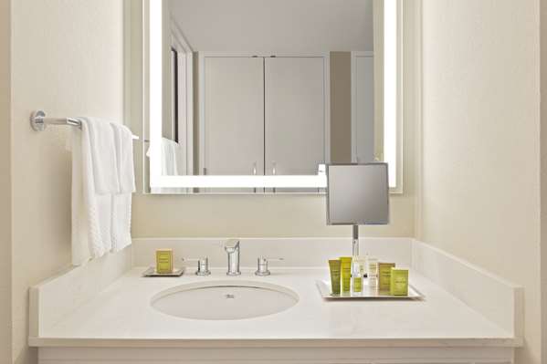  - Hilton Hotel Lake Buena Vista - I-4, Exit 67