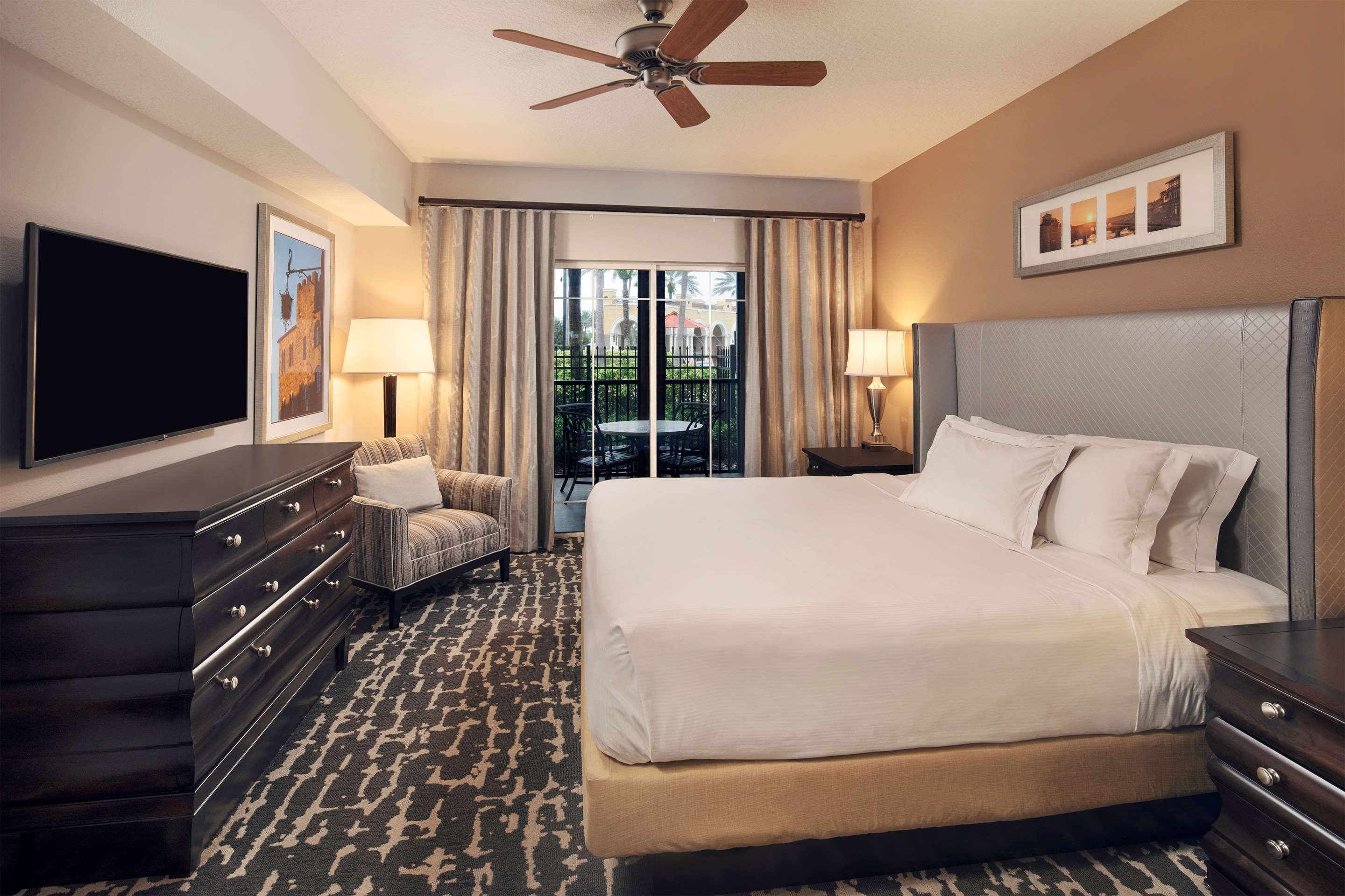 Guest room