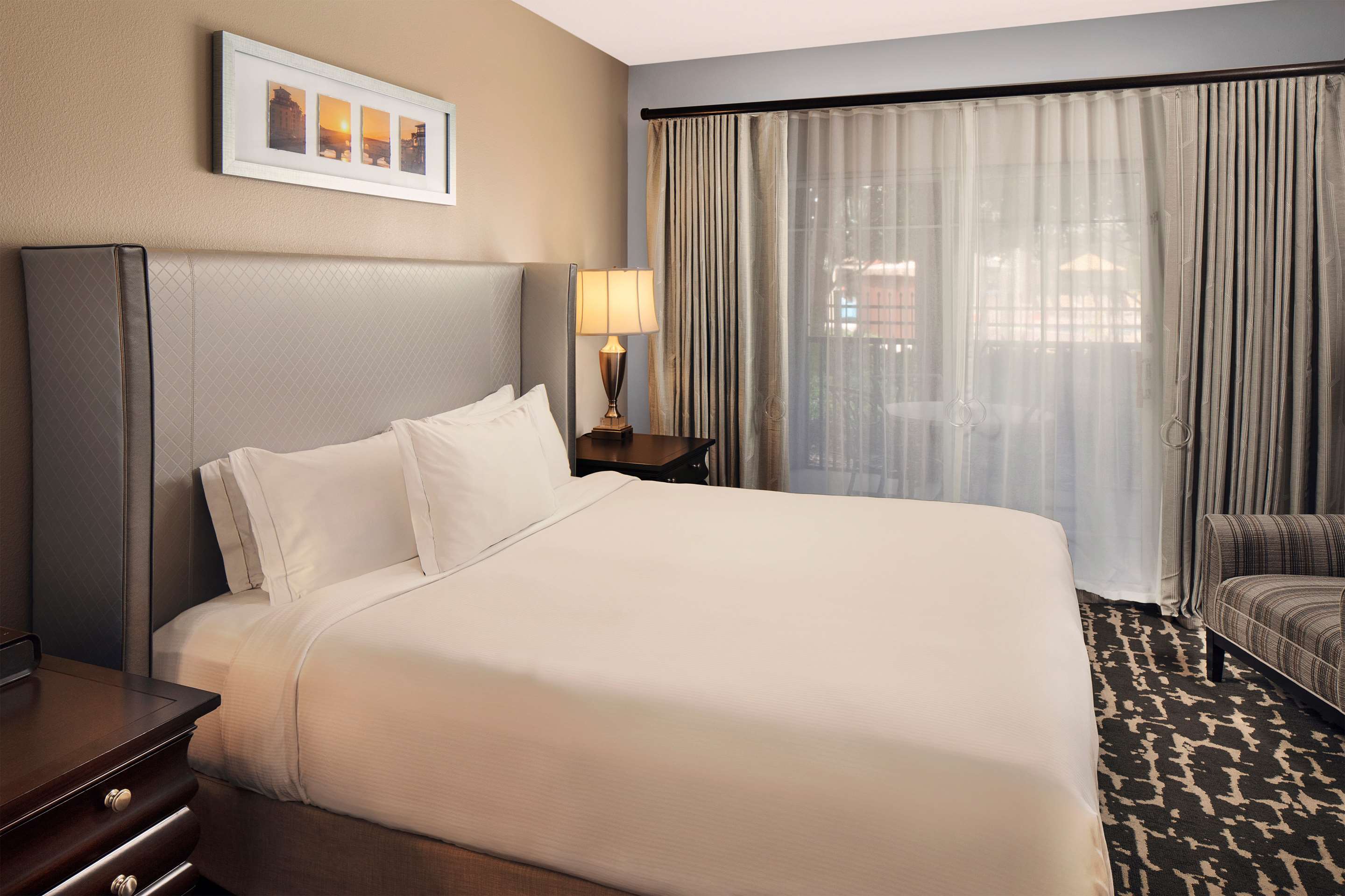 Guest room