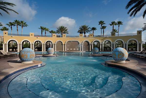 Pool - Hilton Grand Vacations at Tuscany Village Orlando