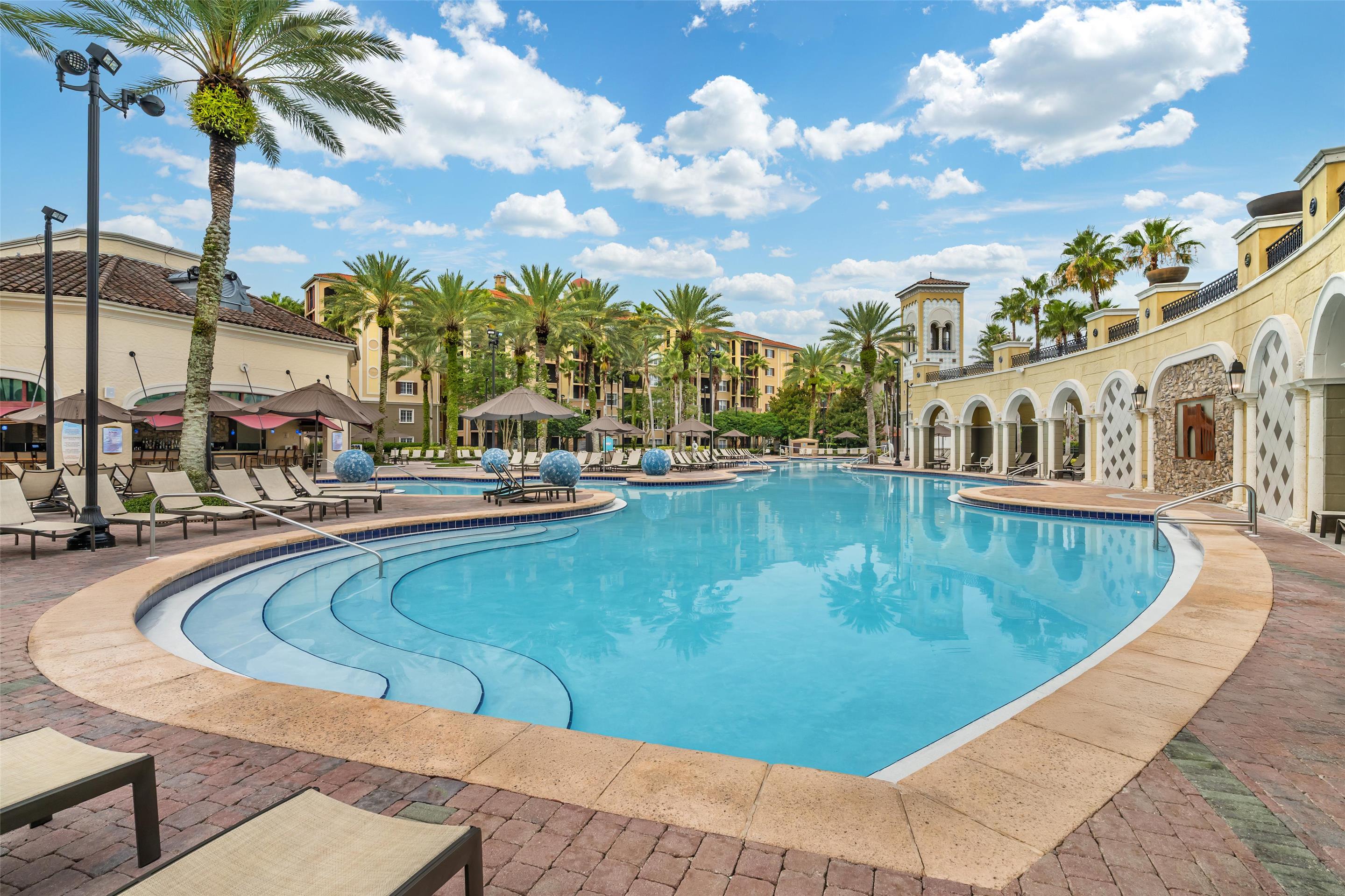 Pool | Hilton Grand Vacations Club Tuscany Village Orlando
