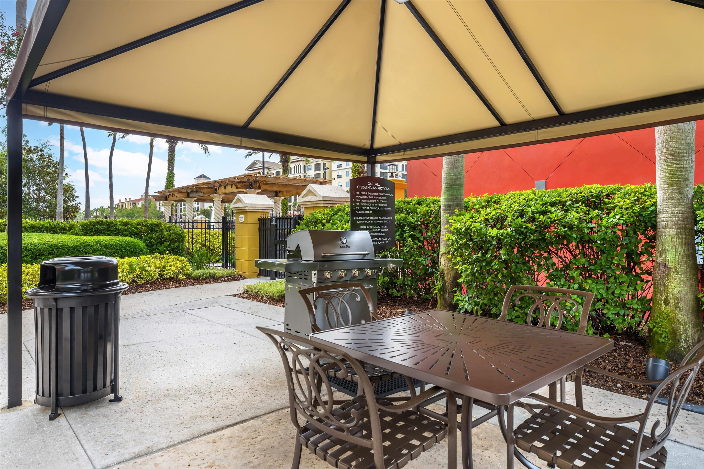 Exterior | Hilton Grand Vacations Club Tuscany Village Orlando