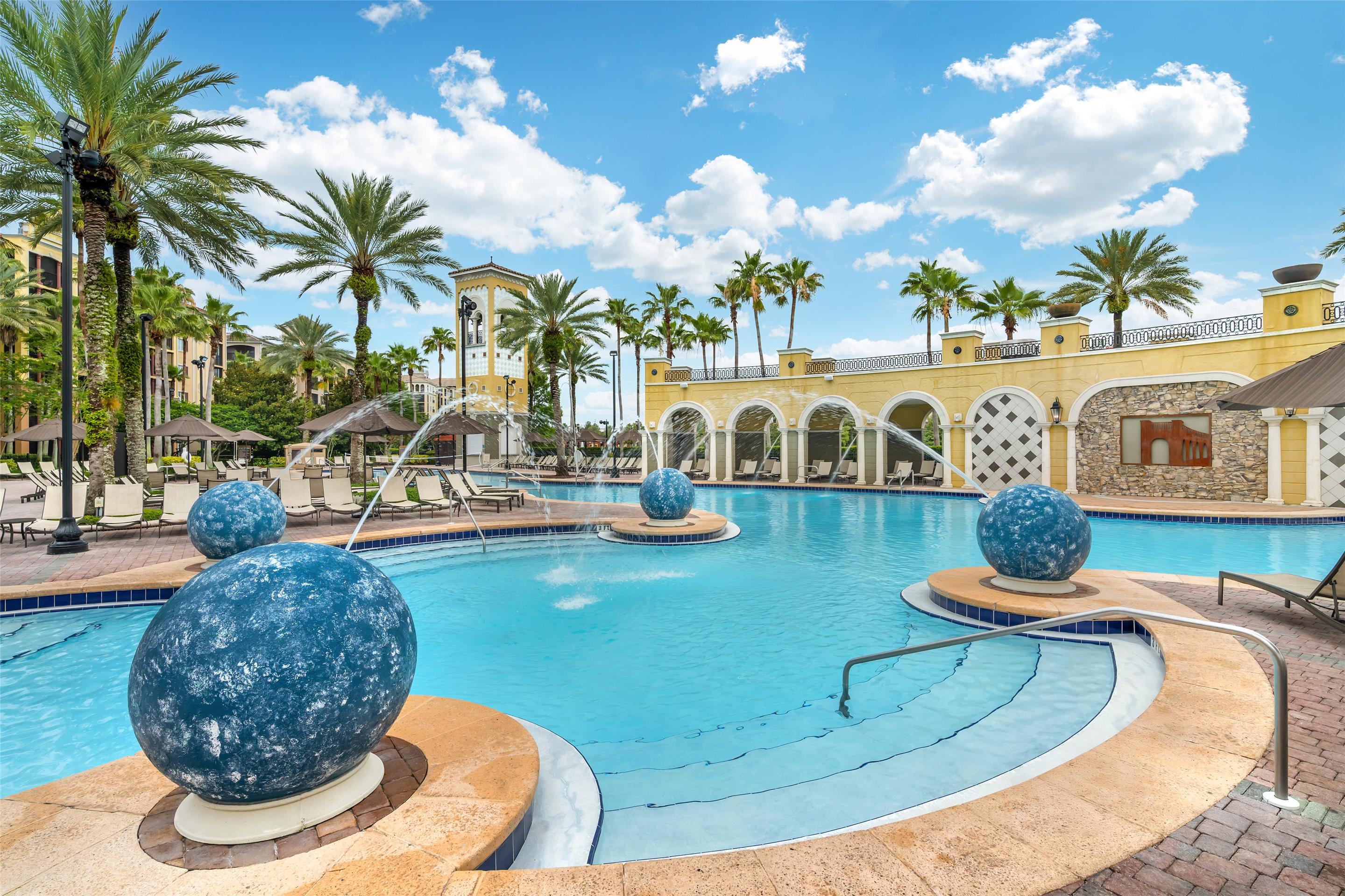 Pool | Hilton Grand Vacations Club Tuscany Village Orlando